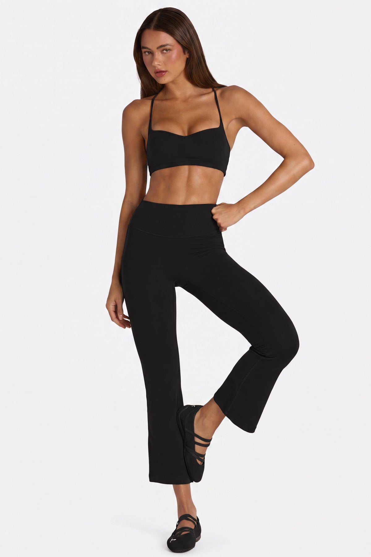 ⁣⁢Soft Active Flared Capri Leggings in Schwarz⁤⁣ - 1