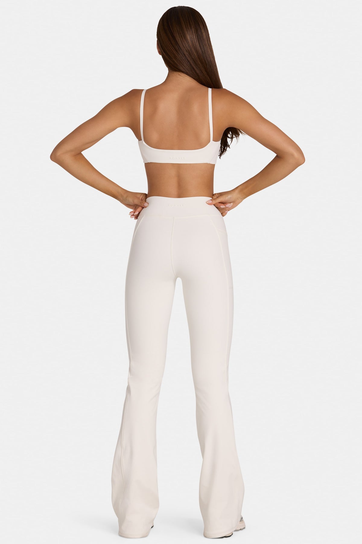 ⁣⁢Soft Active V-Waist Schlaghose in Coconut⁤⁣ - 2