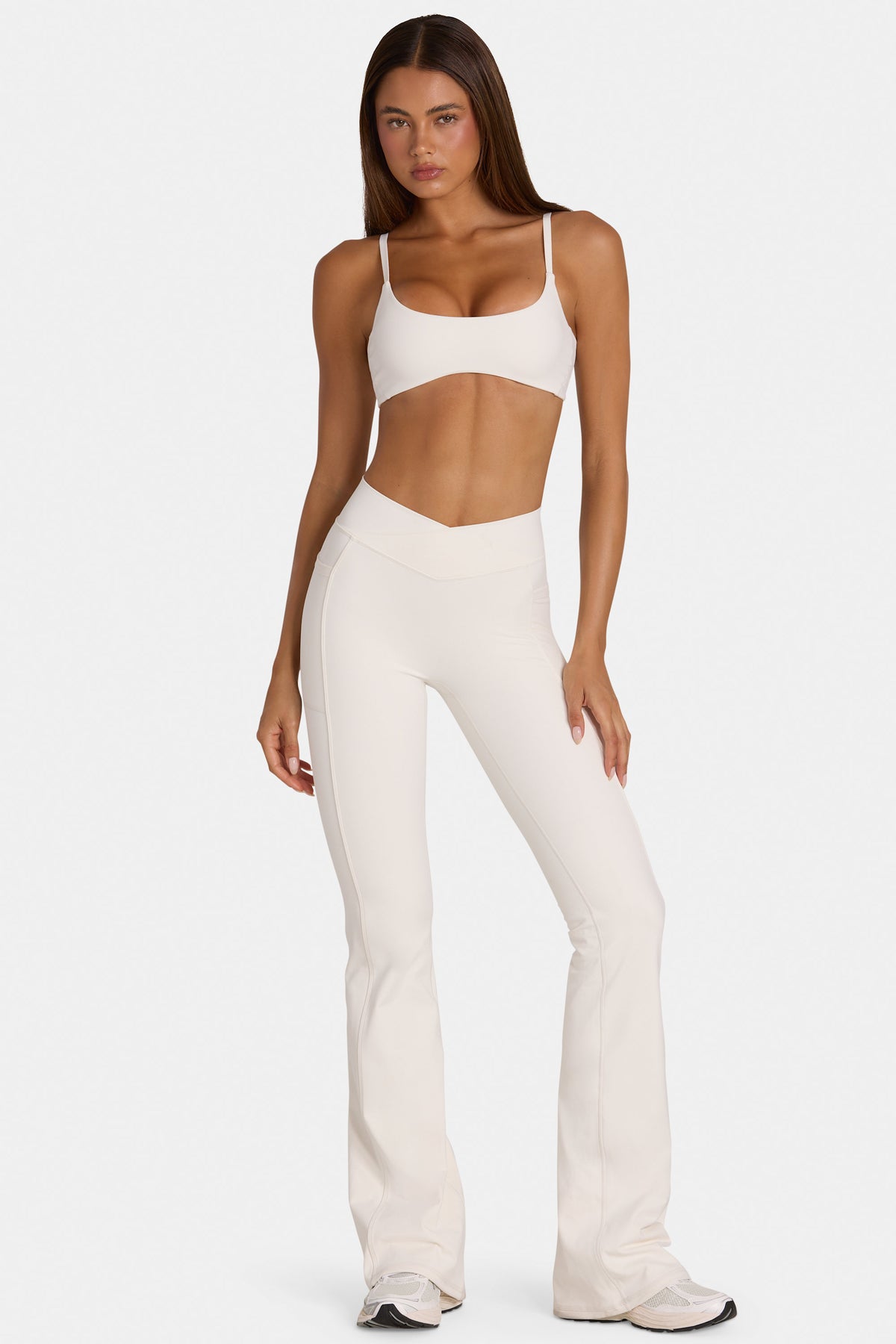 ⁣⁢Soft Active V-Waist Schlaghose in Coconut⁤⁣ - 1