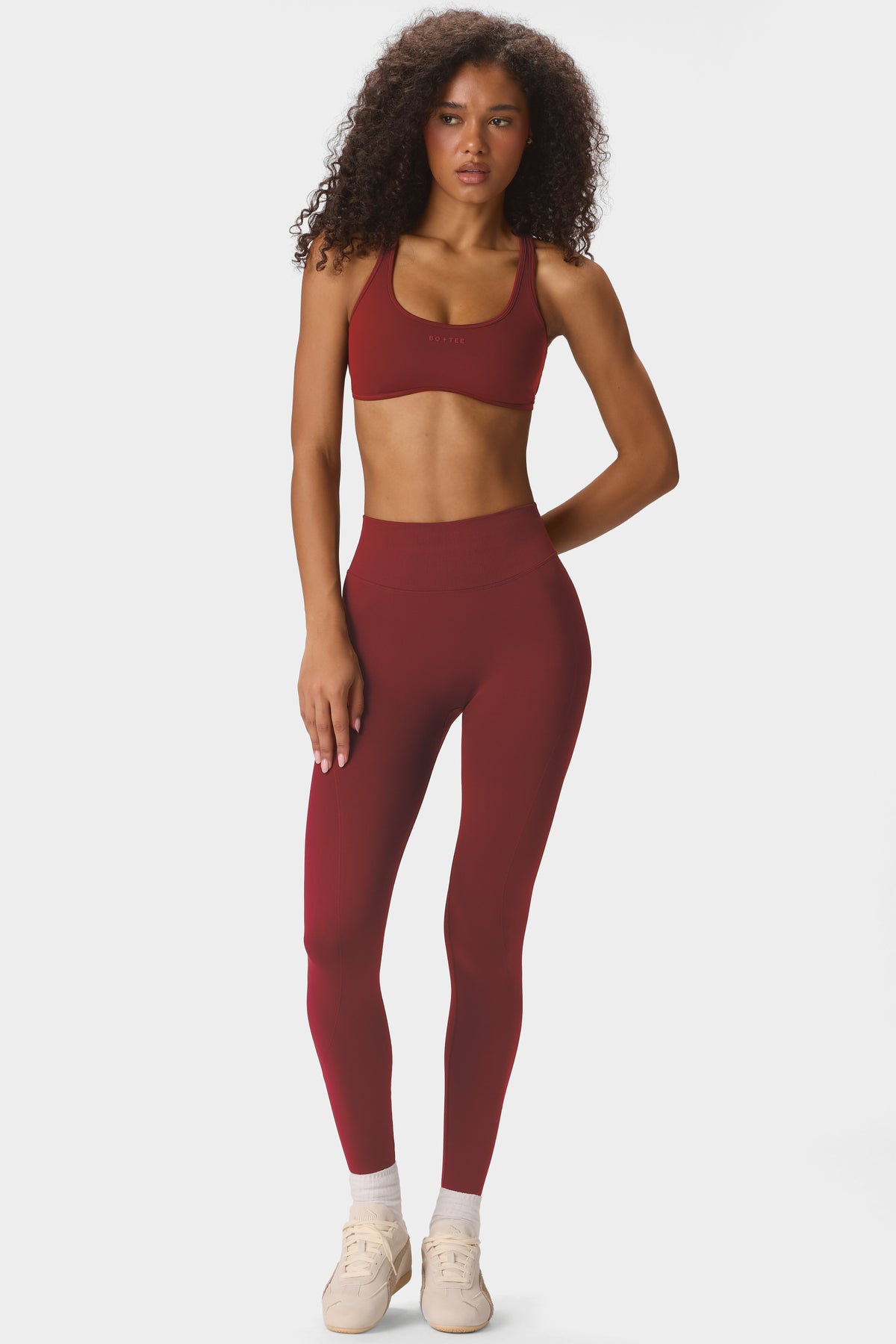 ⁣⁢Soft Active Sport-BH mit leichtem Halt in Dark Cherry⁤⁣ - 2