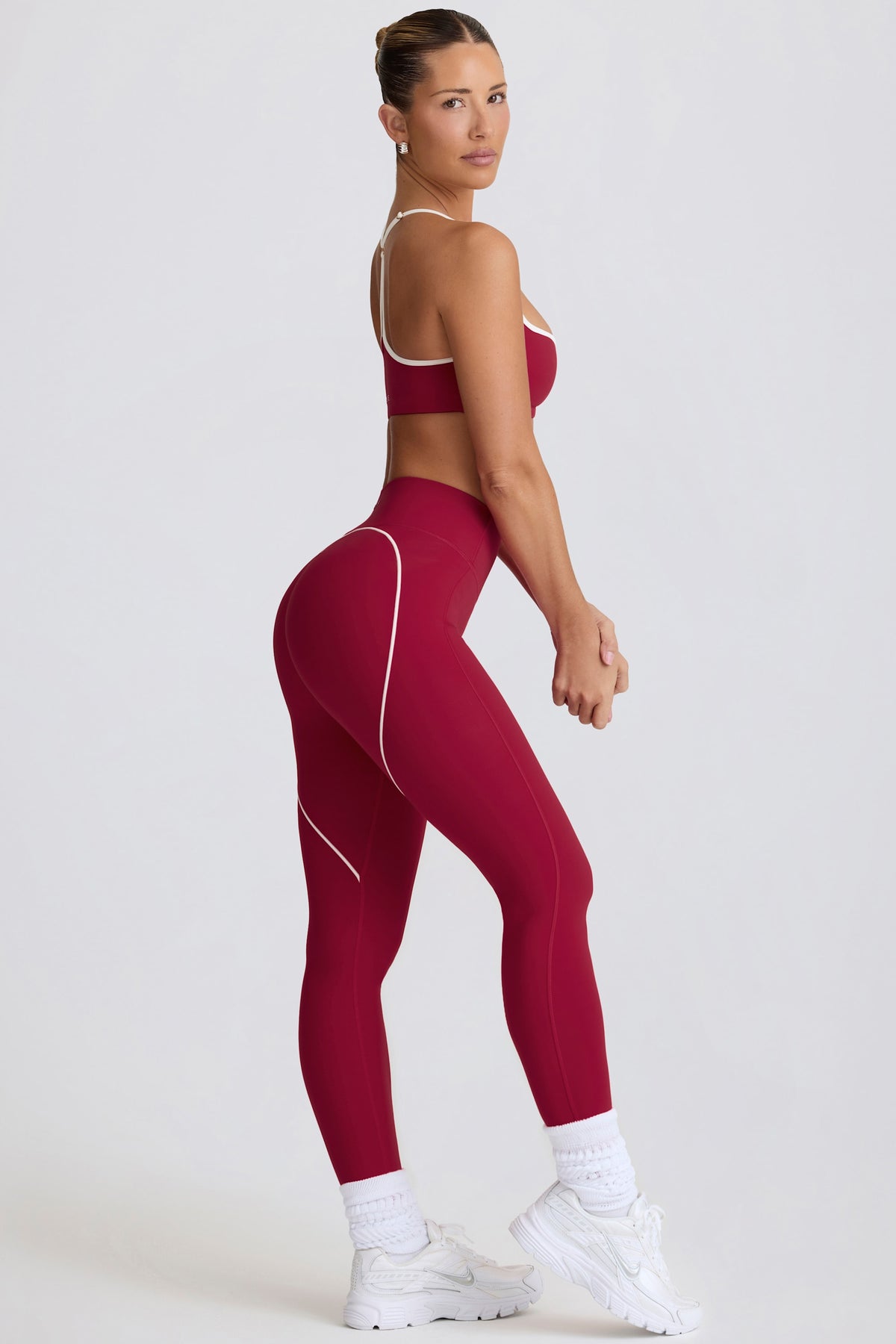 ⁣⁢Soft Active Mid-Rise Leggings in Kirschrot⁤⁣