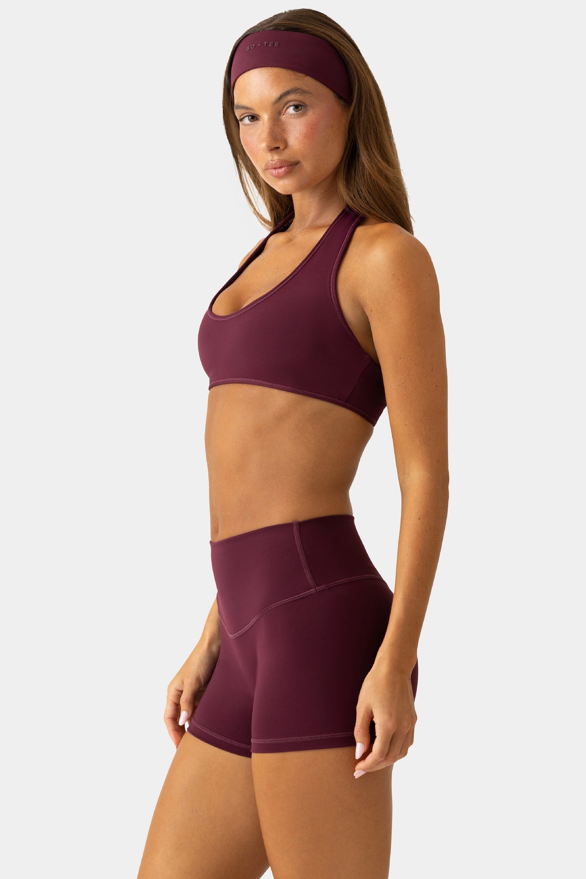 ⁣⁢Soft Active Minishorts in Pflaume⁤⁣