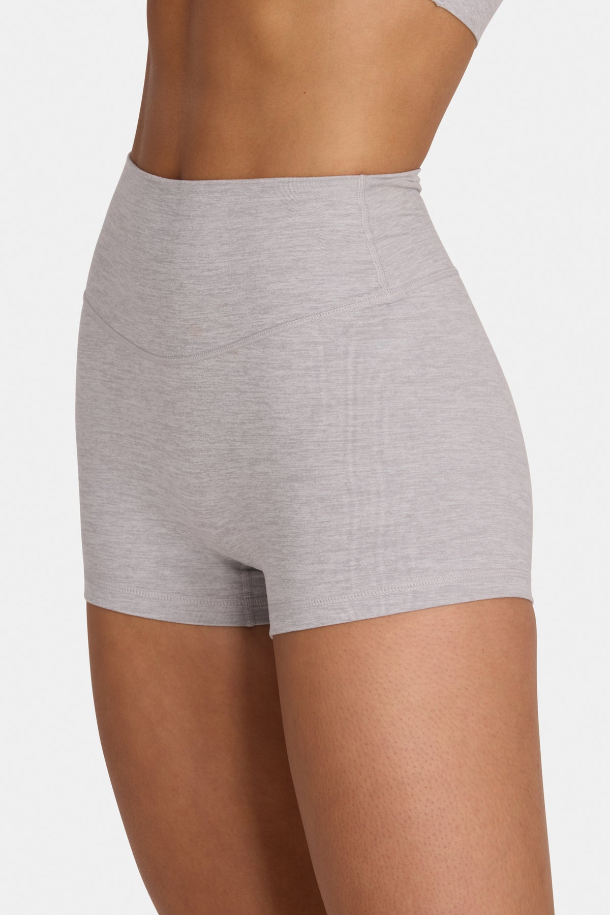 ⁣⁢Soft Active Minishorts in Grau Melange⁤⁣
