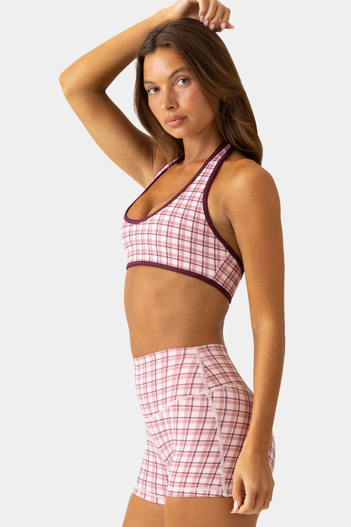 ⁣⁢Soft Active Minishorts im beerenfarbenen Karo⁤⁣