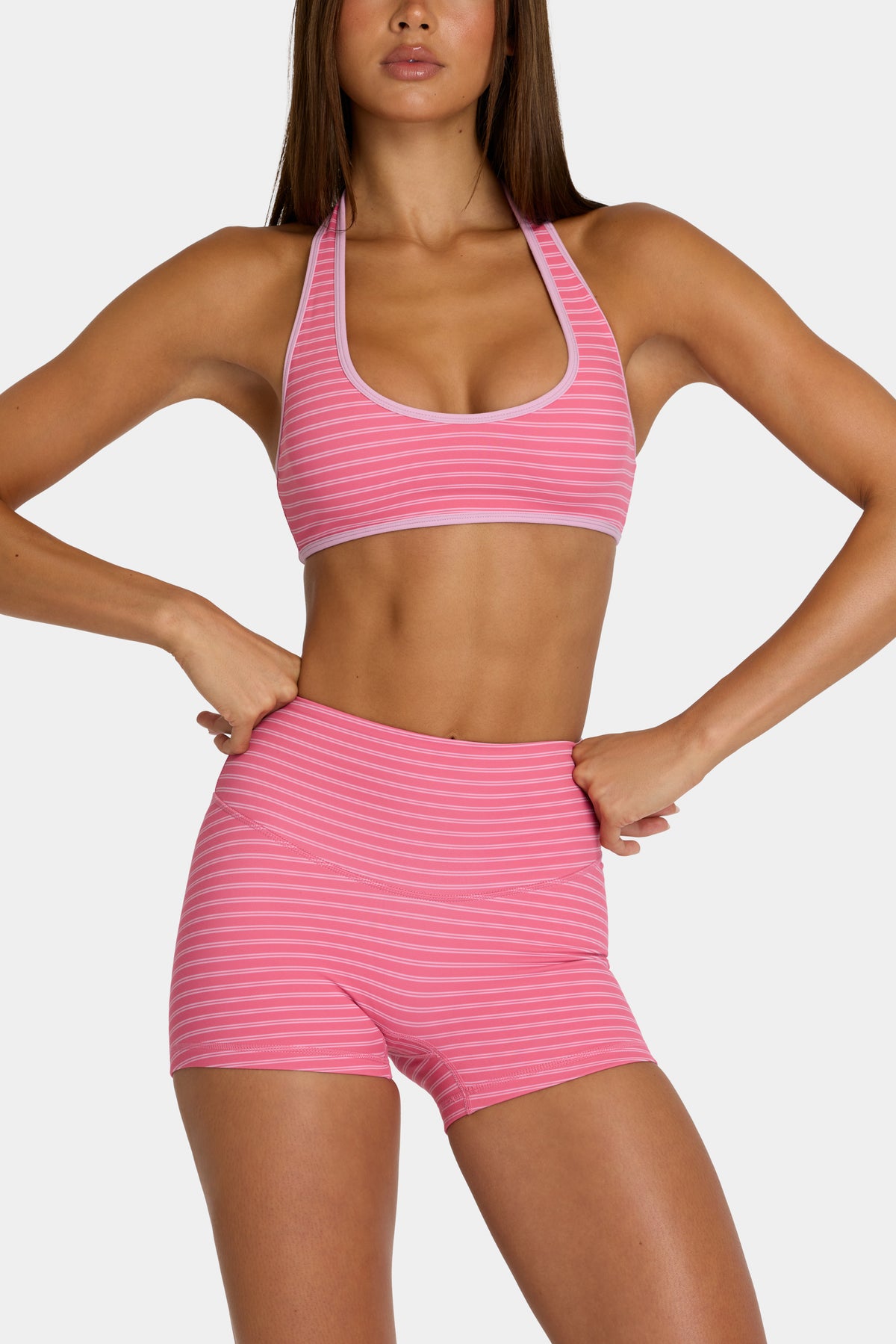 ⁣⁢Soft Active Minishorts mit rosa Streifen⁤⁣