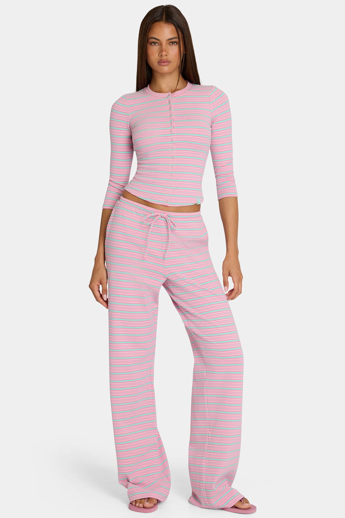 ⁣⁢Low-Waist-Hose aus angerautem Jersey mit bunten Streifen⁤⁣