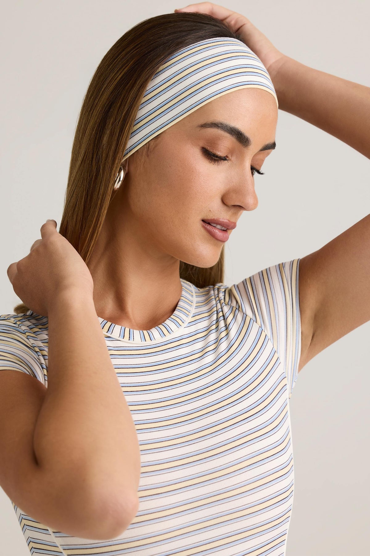 ⁣⁢Geripptes Modal-Stirnband in Blau &amp; Gelb gestreift⁤⁣
