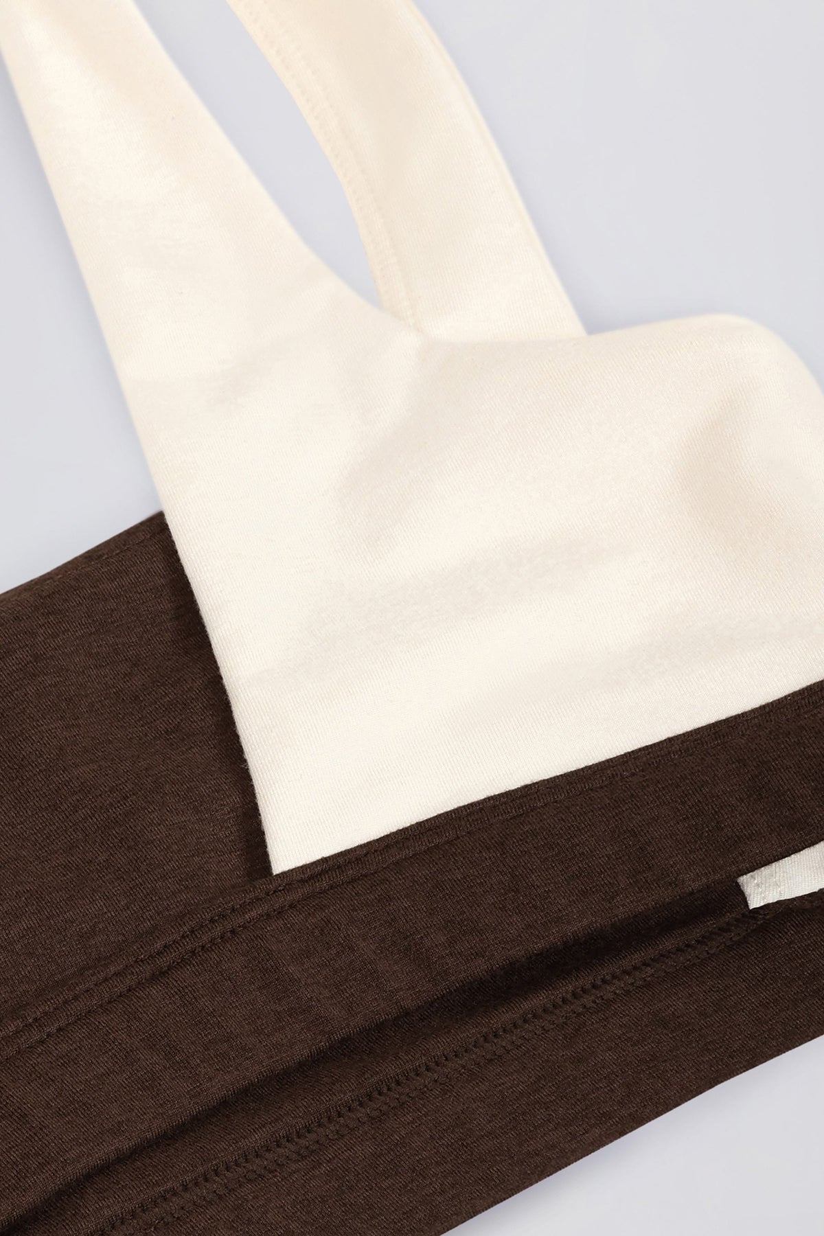 ⁣⁢Sport-BH mit Kontrastdetails in Pekan meliert⁤⁣