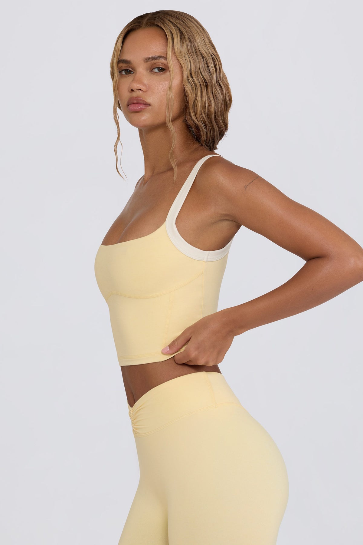 ⁣⁢Cropped-Tanktop in Zitronengelb meliert⁤⁣