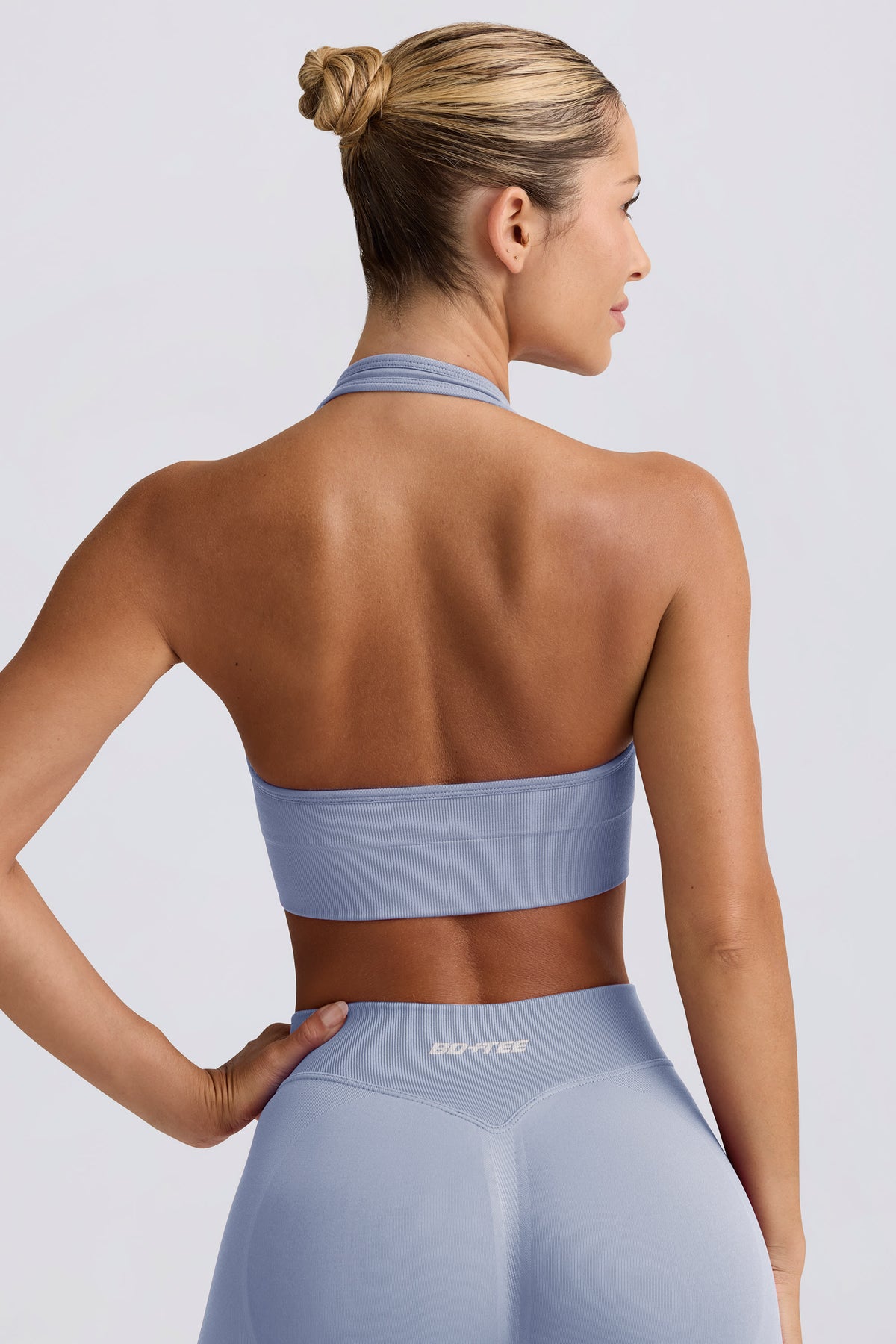 ⁣⁢Define Luxe Neckholder-Sport-BH in Graublau⁤⁣