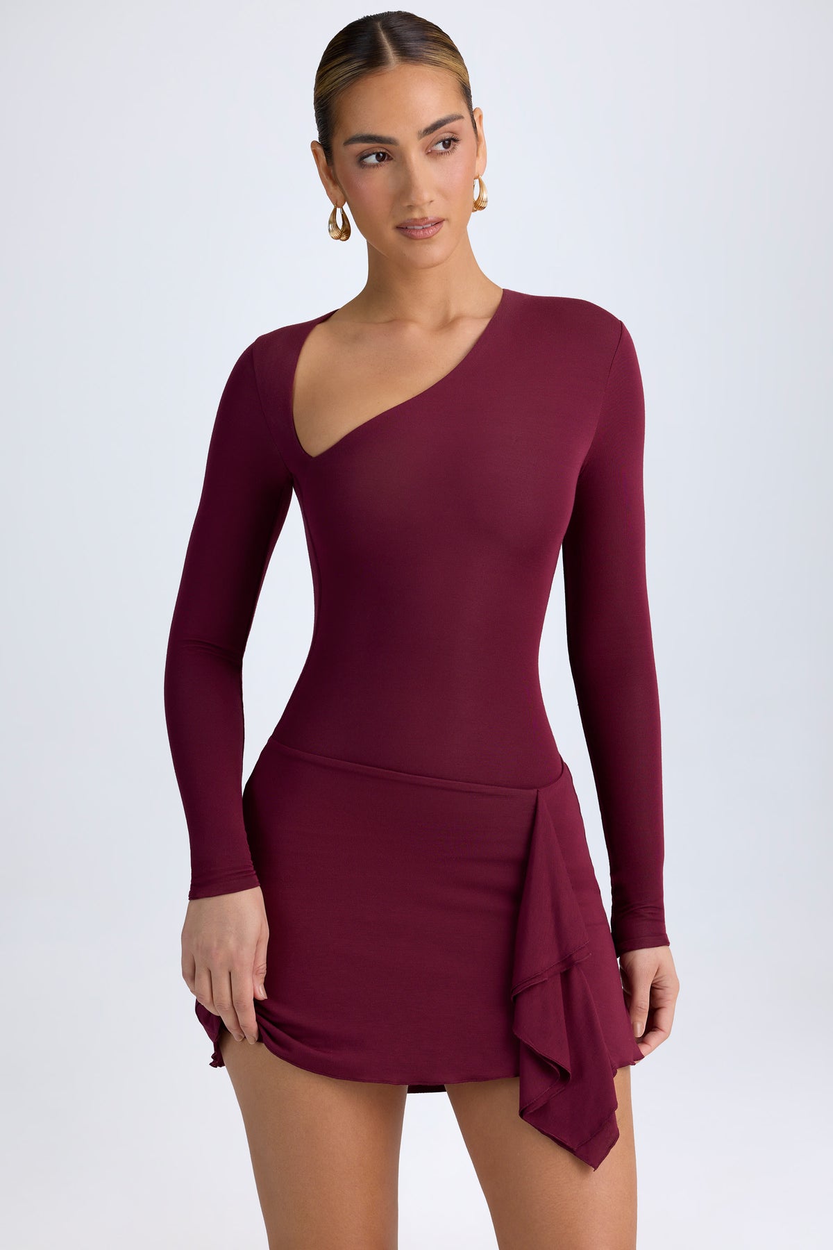 ⁣⁢Modal Asymmetrisches A-Linien-Minikleid in Weinrot⁤⁣