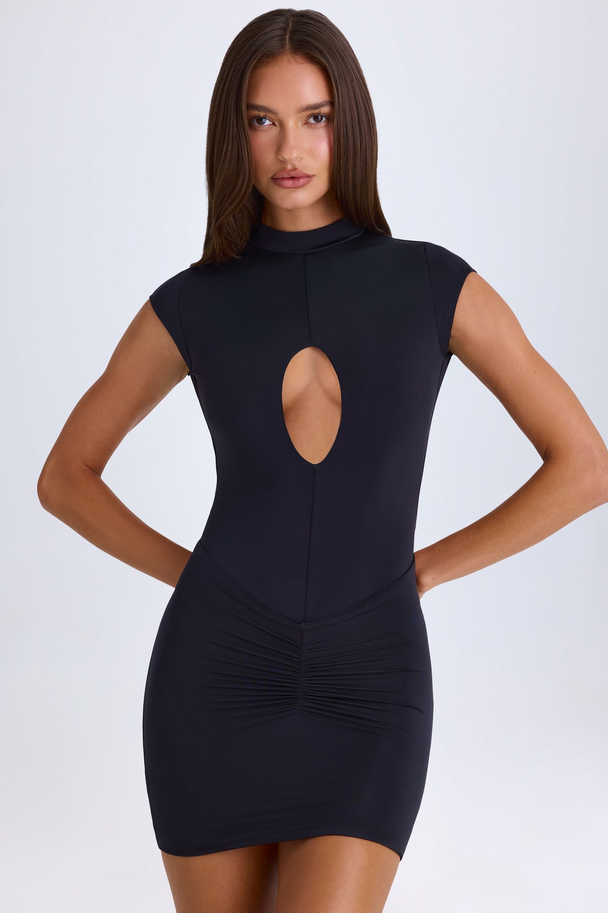 ⁣⁢Cut-out-Body in Schwarz⁤⁣