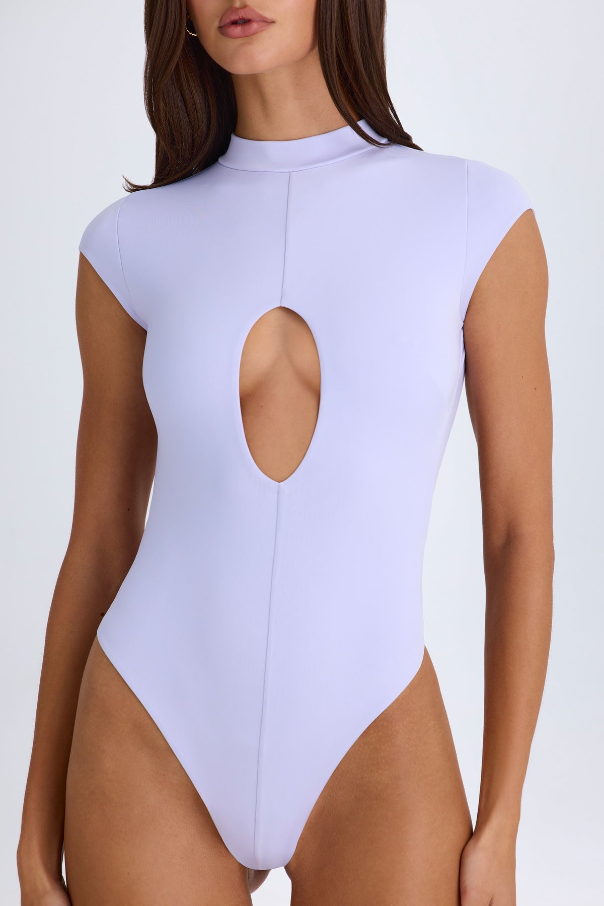 ⁣⁢Cut-out-Body in Zartflieder⁤⁣