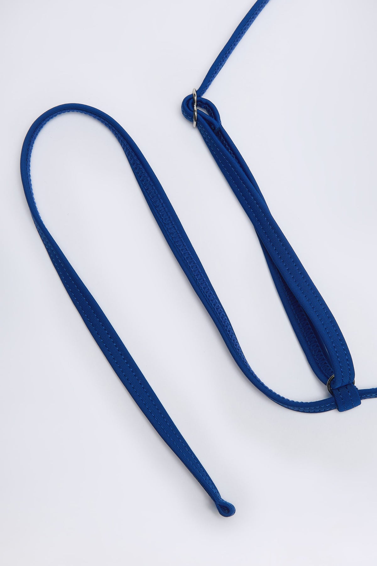 ⁣⁢Triangel-Bikinioberteil in Marineblau⁤⁣