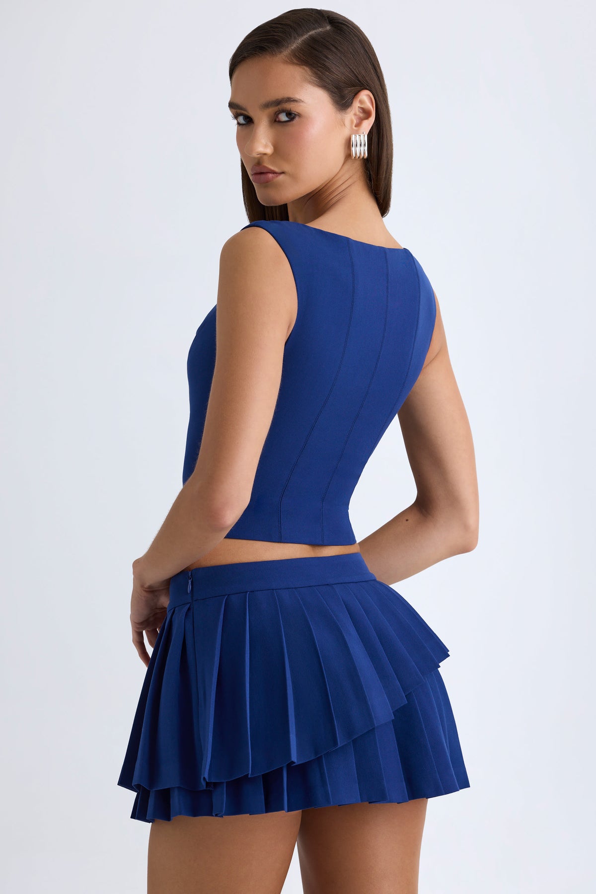 ⁣⁢Mehrlagiger plissierter Low-Waist-Minirock in Marineblau⁤⁣