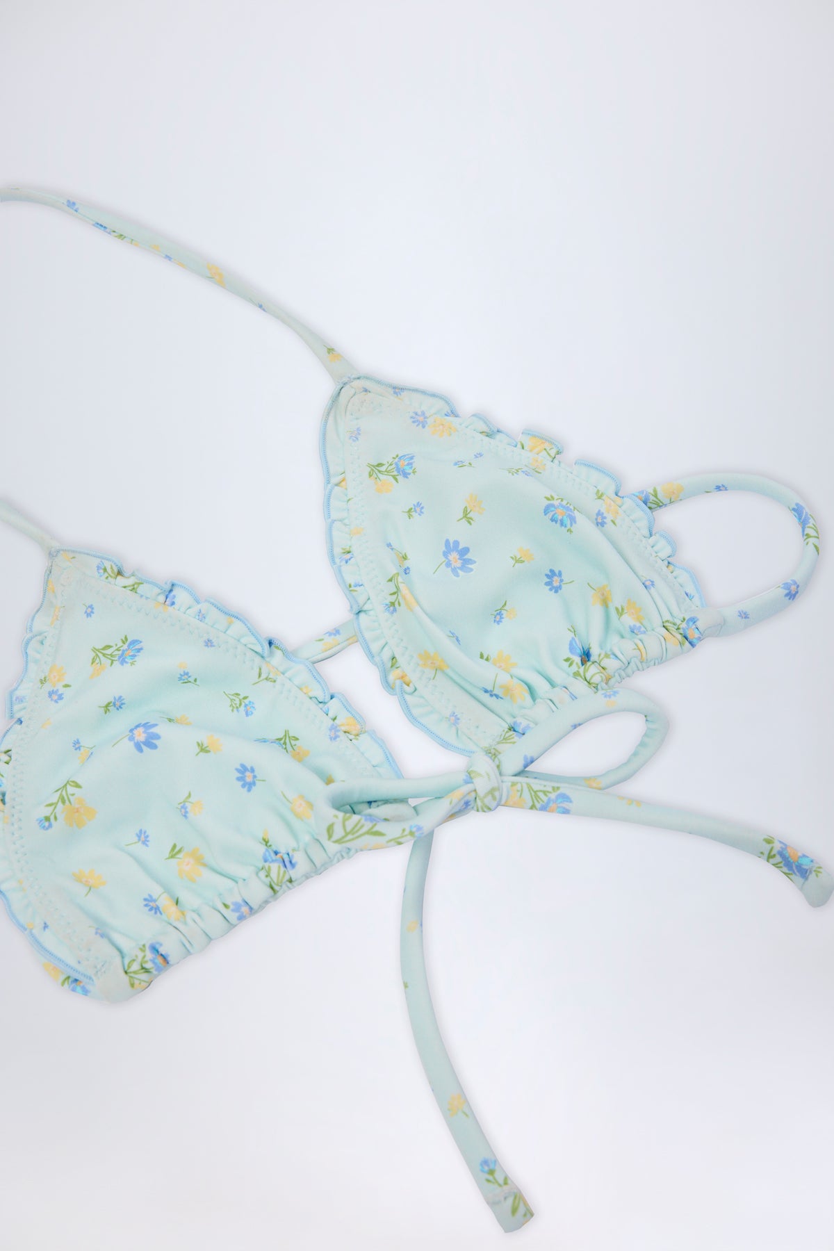 ⁣⁢Micro Triangel-Bikinioberteil in Blau Floral⁤⁣