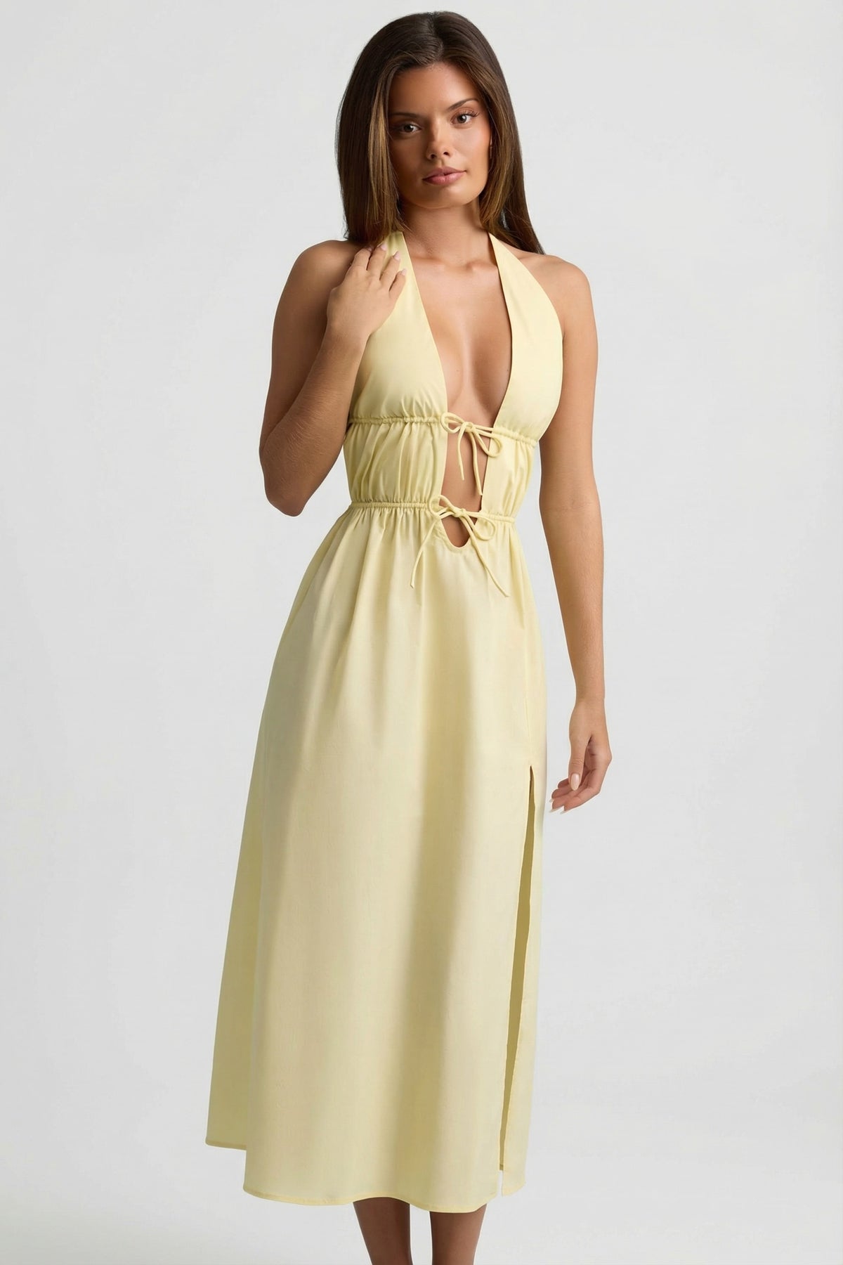 ⁣⁢Rückenfreies Midaxi-Kleid aus Baumwollpopeline in Zitronengelb⁤⁣