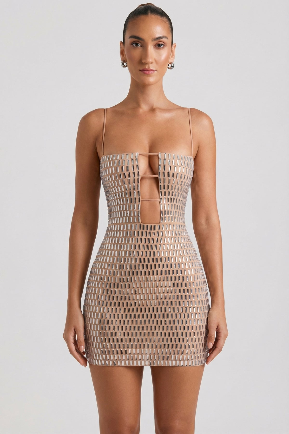 ⁣⁢Verziertes Cut-out-Minikleid in Honig⁤⁣