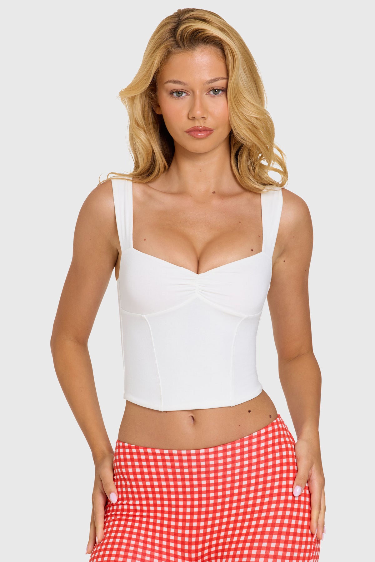 ⁣⁢Modal-Top mit Raffung am Bustier in Weiß⁤⁣ - 1
