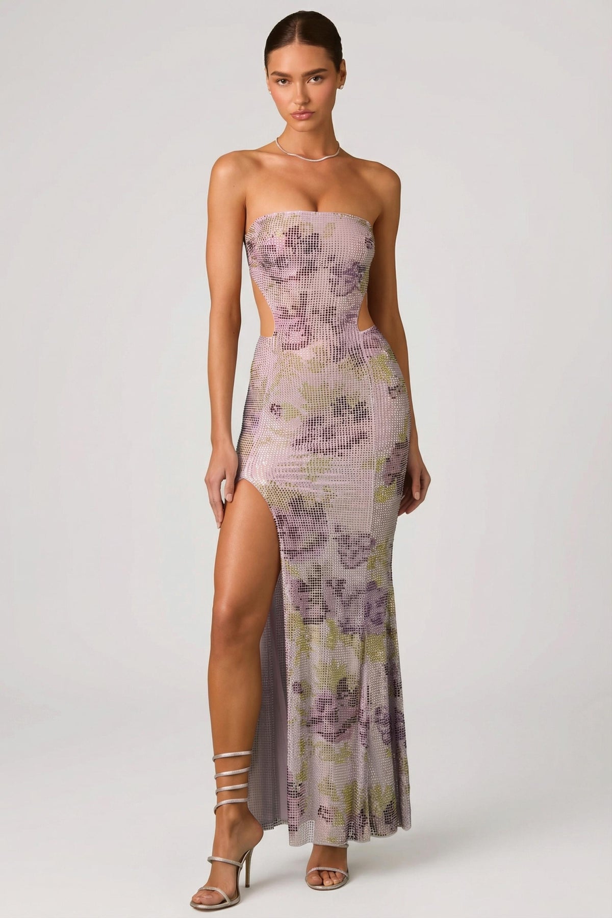 ⁣⁢Verziertes Fishtail-Maxikleid mit Cut-out in Flieder⁤⁣ - 1