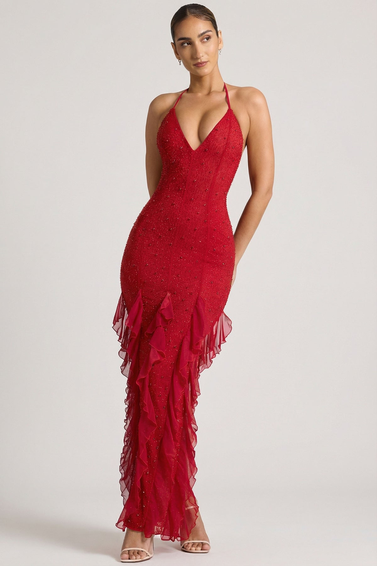 ⁣⁢Verziertes Neckholder-Maxikleid mit Rüschen in Rouge⁤⁣