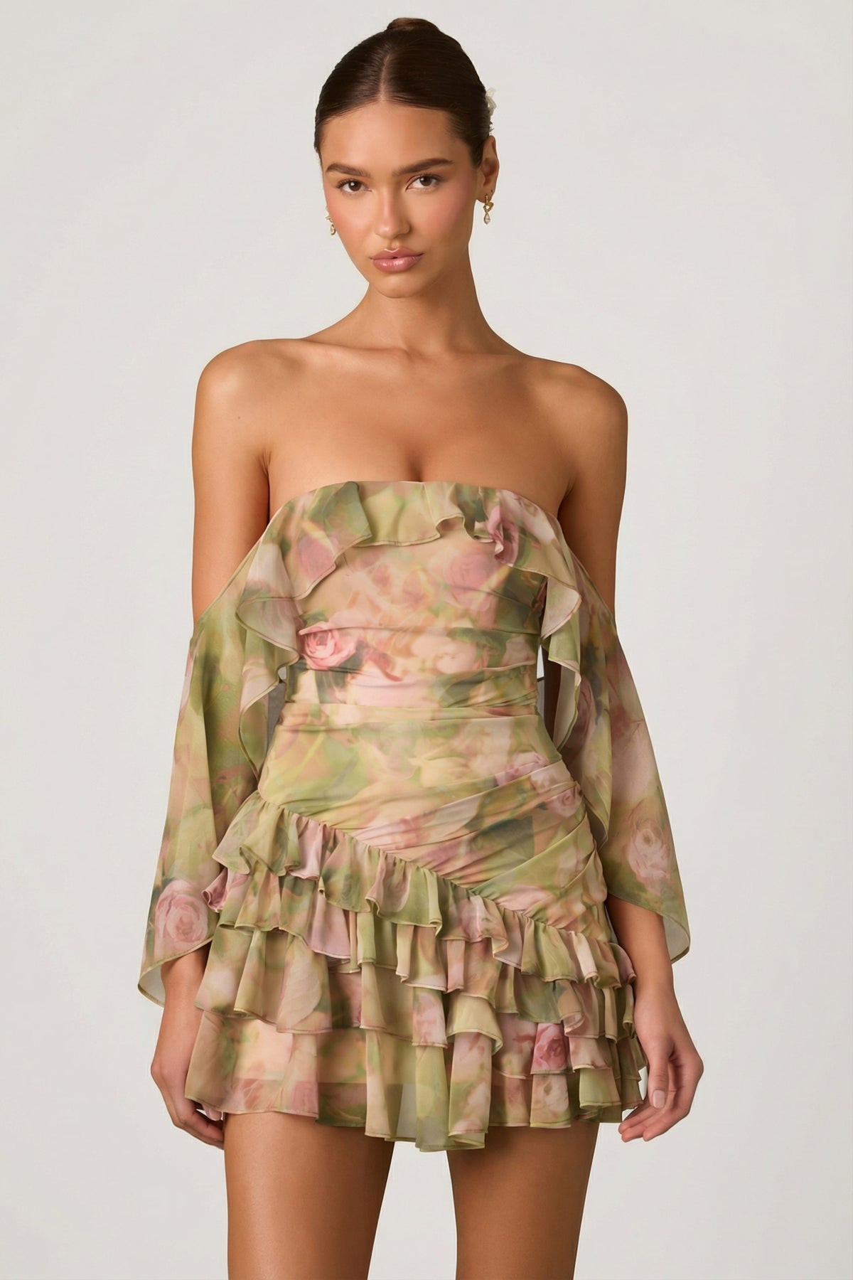 ⁣⁢Off-Shoulder-Minikleid mit Rüschen im bunten Blumenmuster⁤⁣