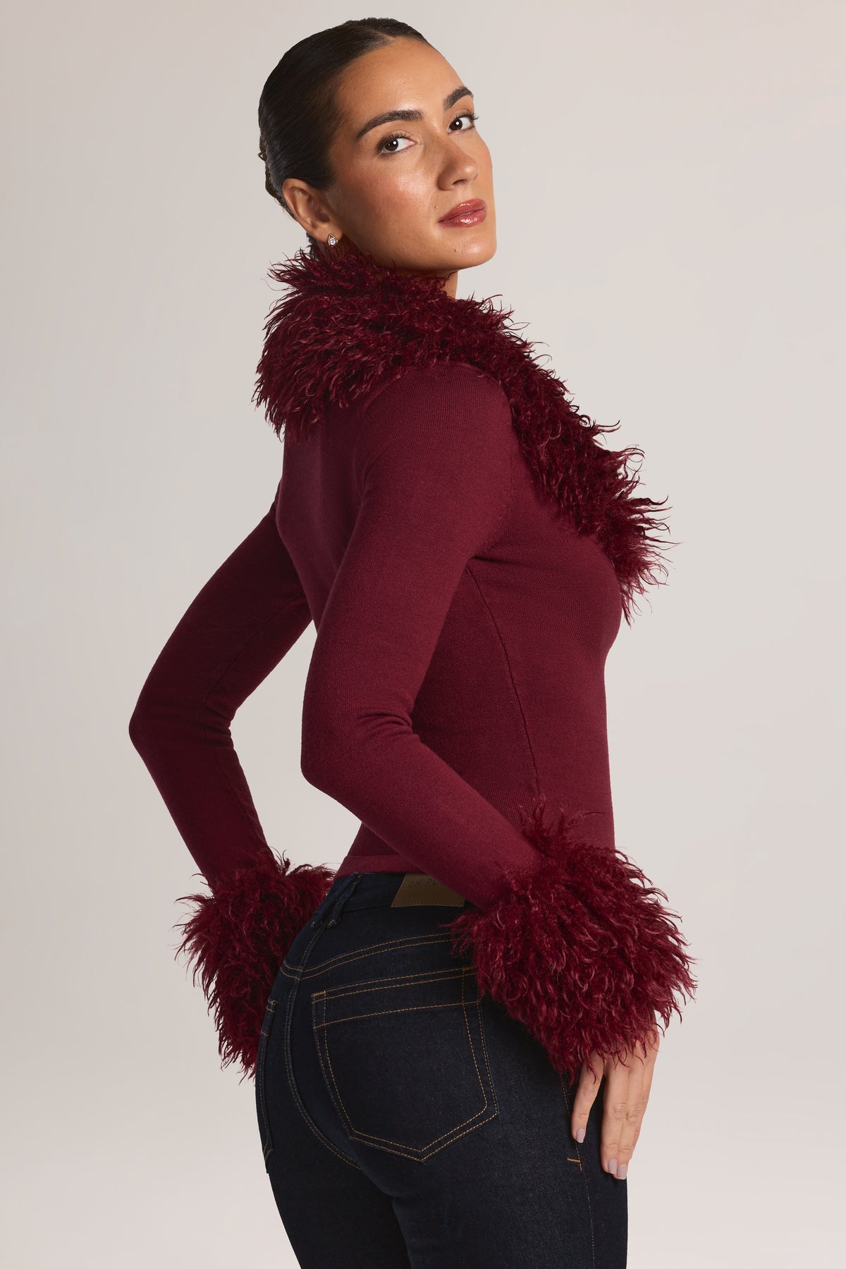 ⁣⁢Cardigan aus mongolischem Fellbesatz in Wine⁤⁣ - 2