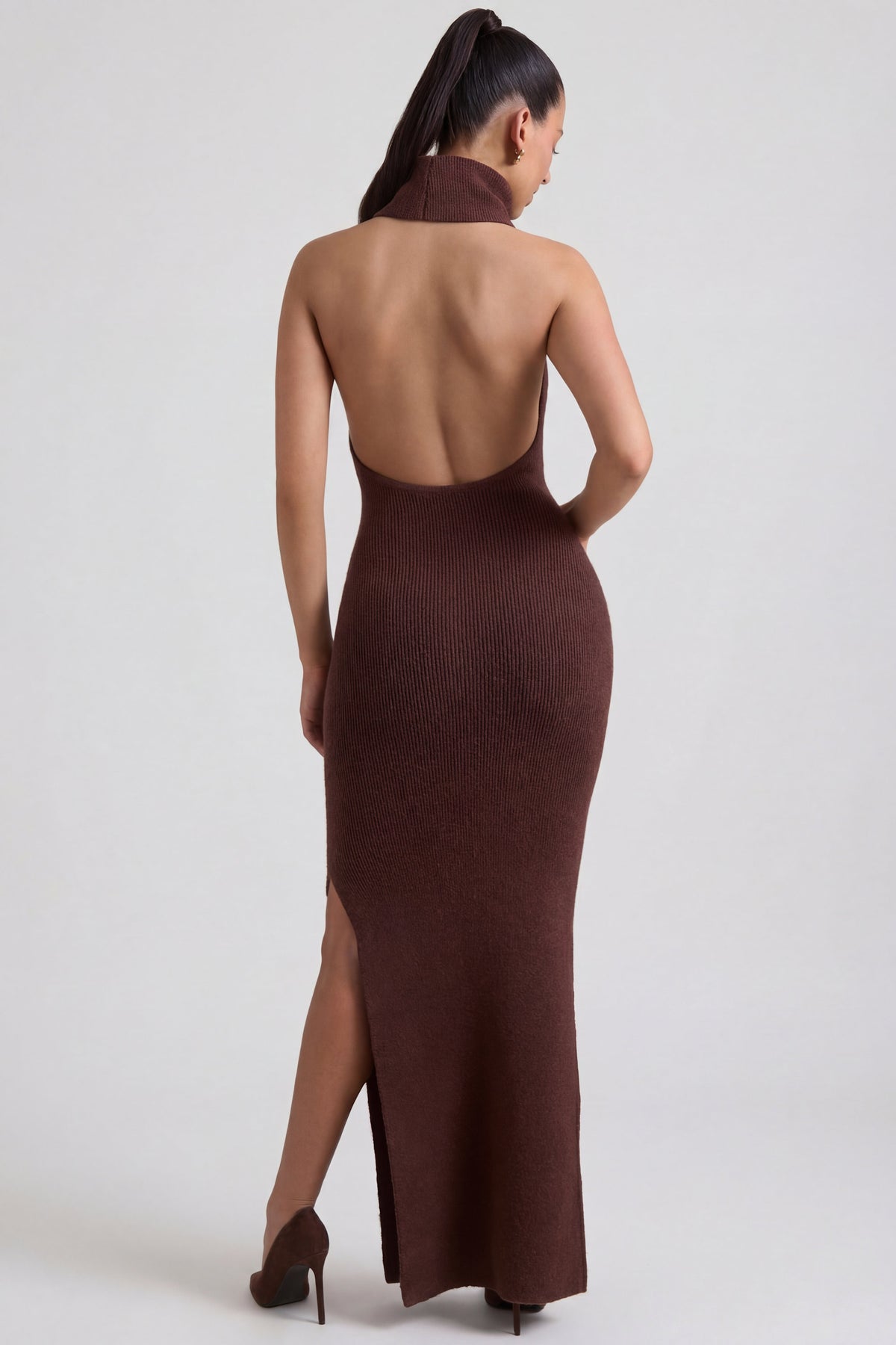 ⁣⁢Rippstrick-Rollkragen-Maxikleid rückenfrei in Espresso⁤⁣ - 2
