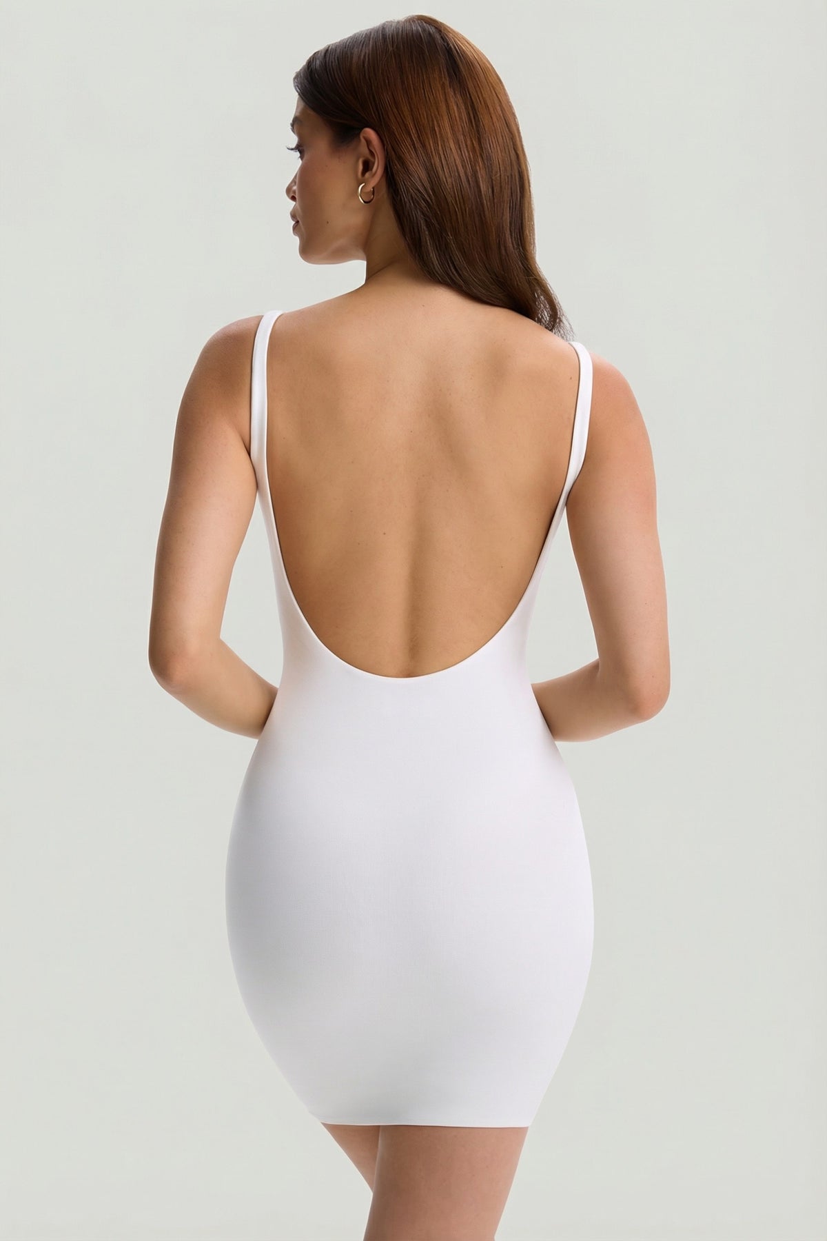 ⁣⁢Modal-Bodycon-Minikleid mit tiefem Rückenausschnitt in Weiß⁤⁣