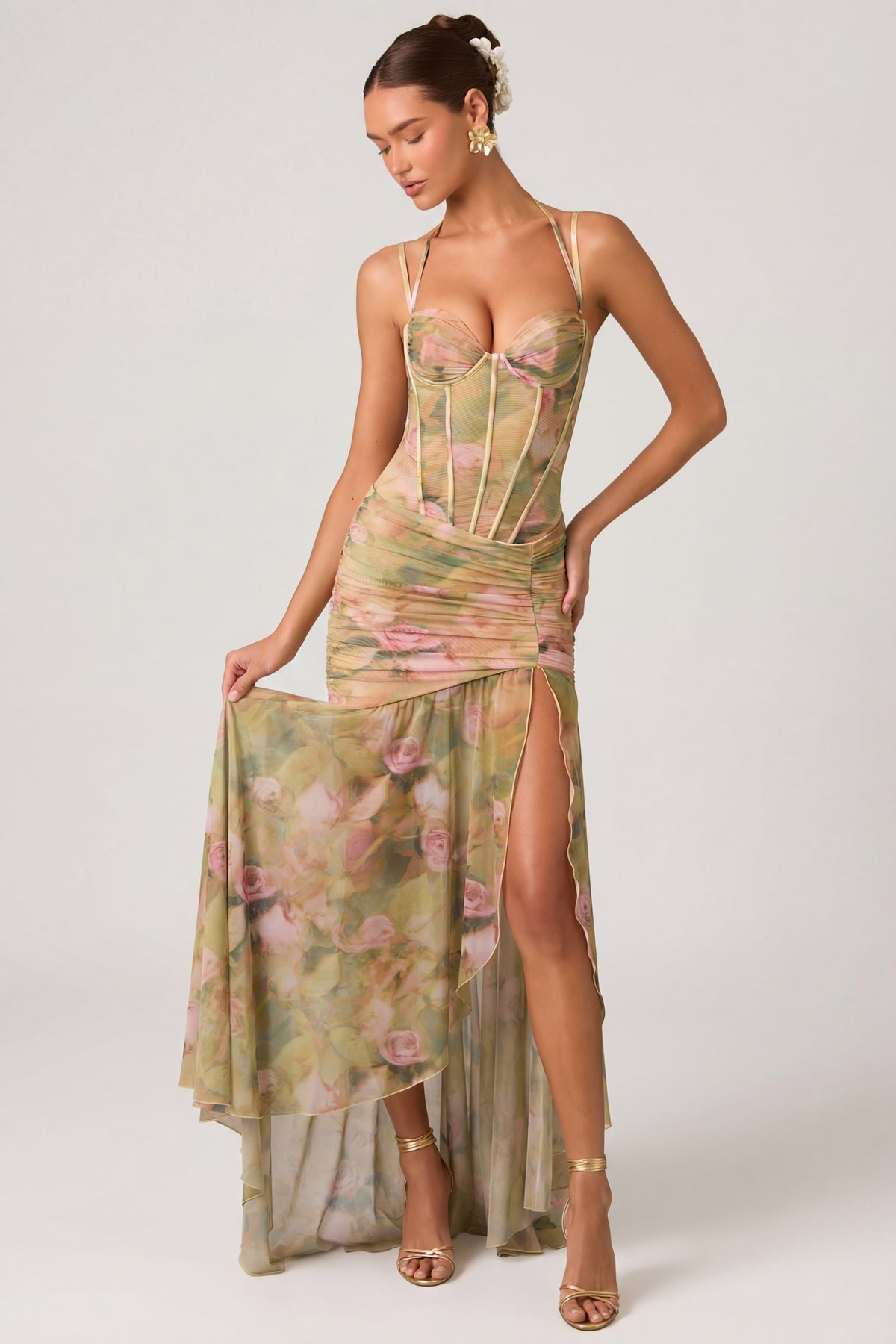 ⁣⁢Gerüschtes asymmetrisches Korsett-Abendkleid im floralen Mehrfarben-Print⁤⁣