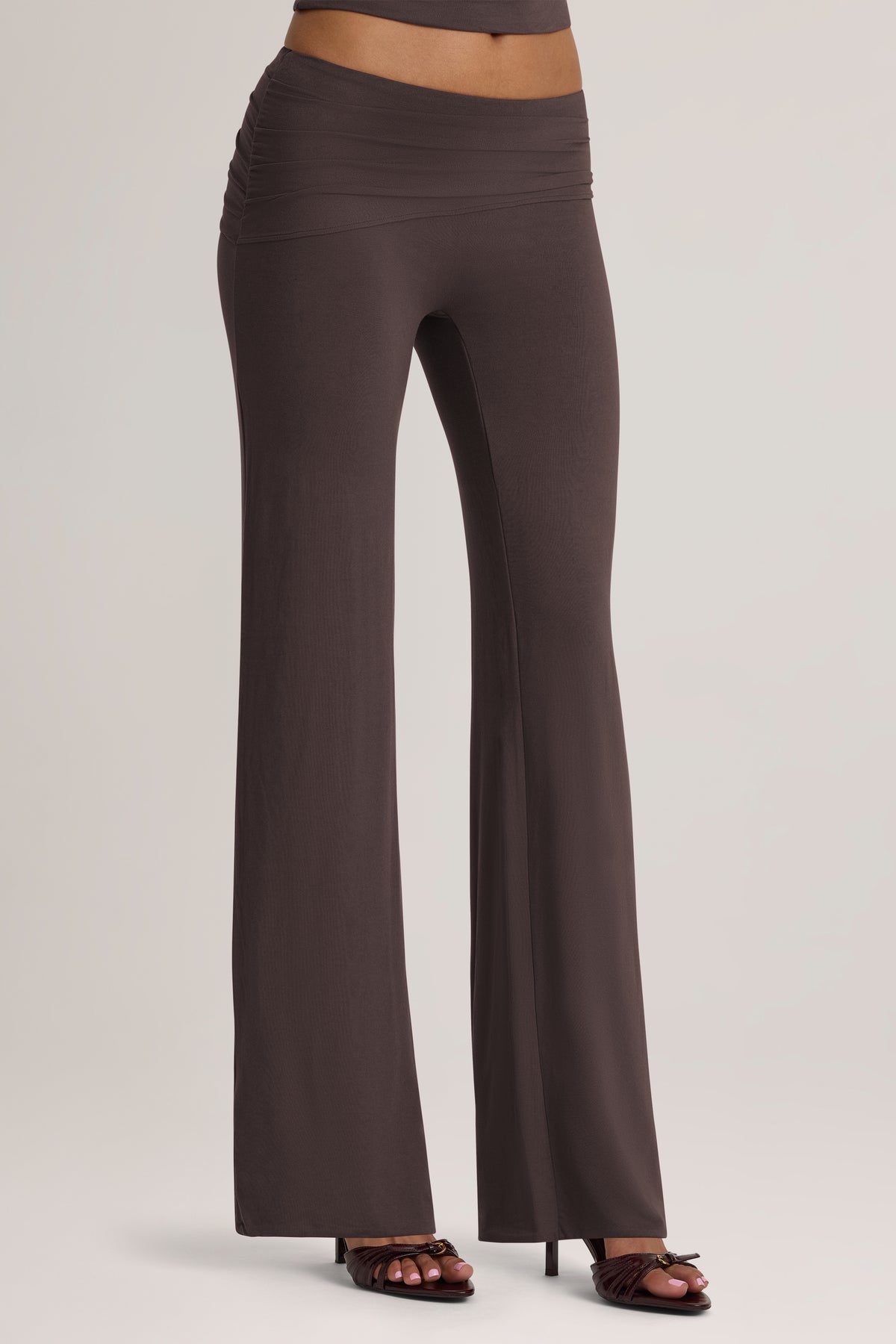 ⁣⁢Modal Mid-Rise Hose in Chocolate Brown⁤⁣