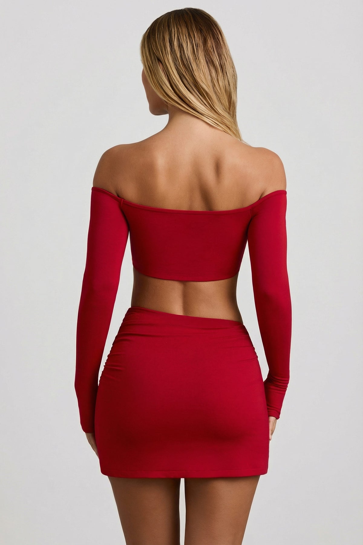 ⁣⁢Modal Crop Top mit Kontrastbesatz in Rot⁤⁣