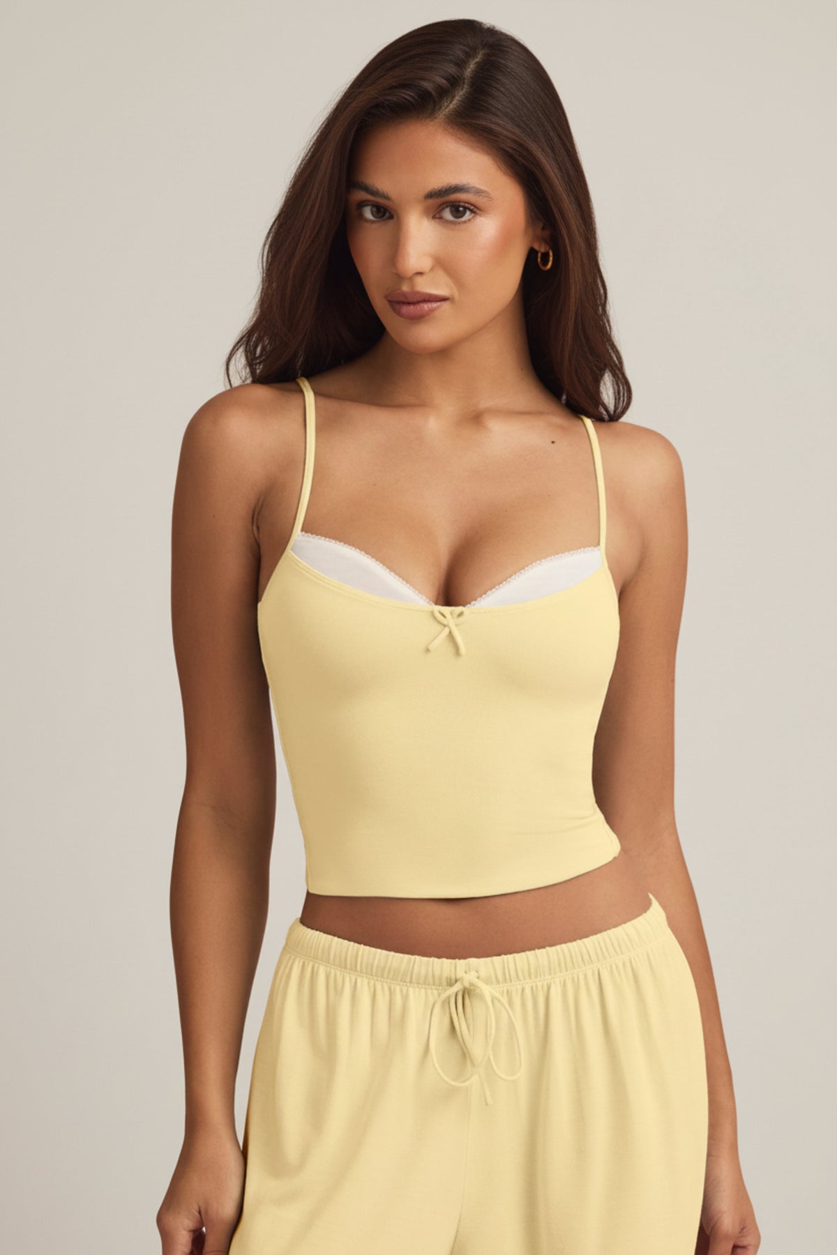 ⁣⁢Modal-Camisole-Pyjama-Oberteil in Pastellgelb⁤⁣