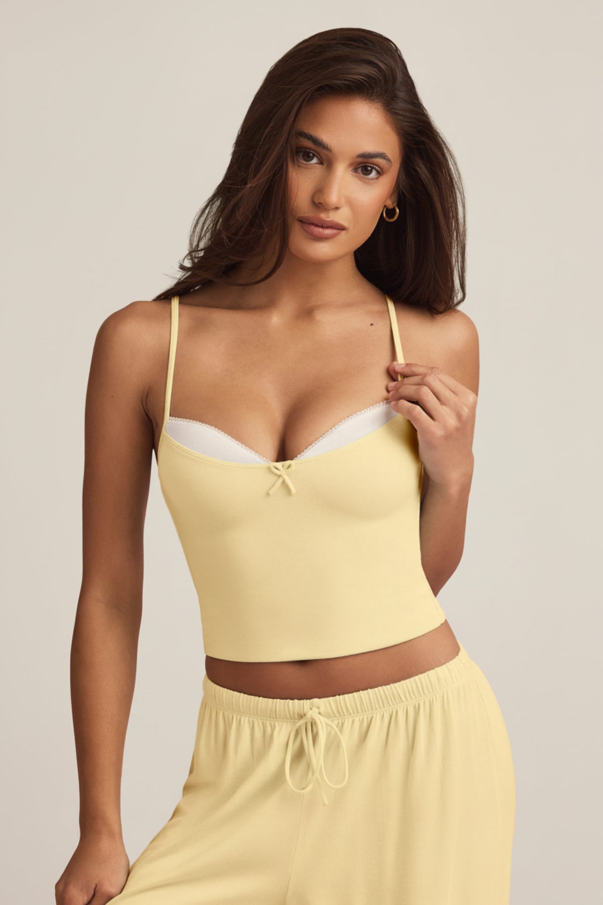 ⁣⁢Modal-Camisole-Pyjama-Oberteil in Pastellgelb⁤⁣