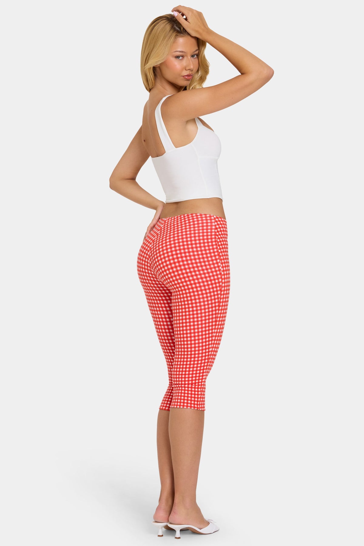 ⁣⁢Modal Capri Leggings in Red Gingham⁤⁣ - 2