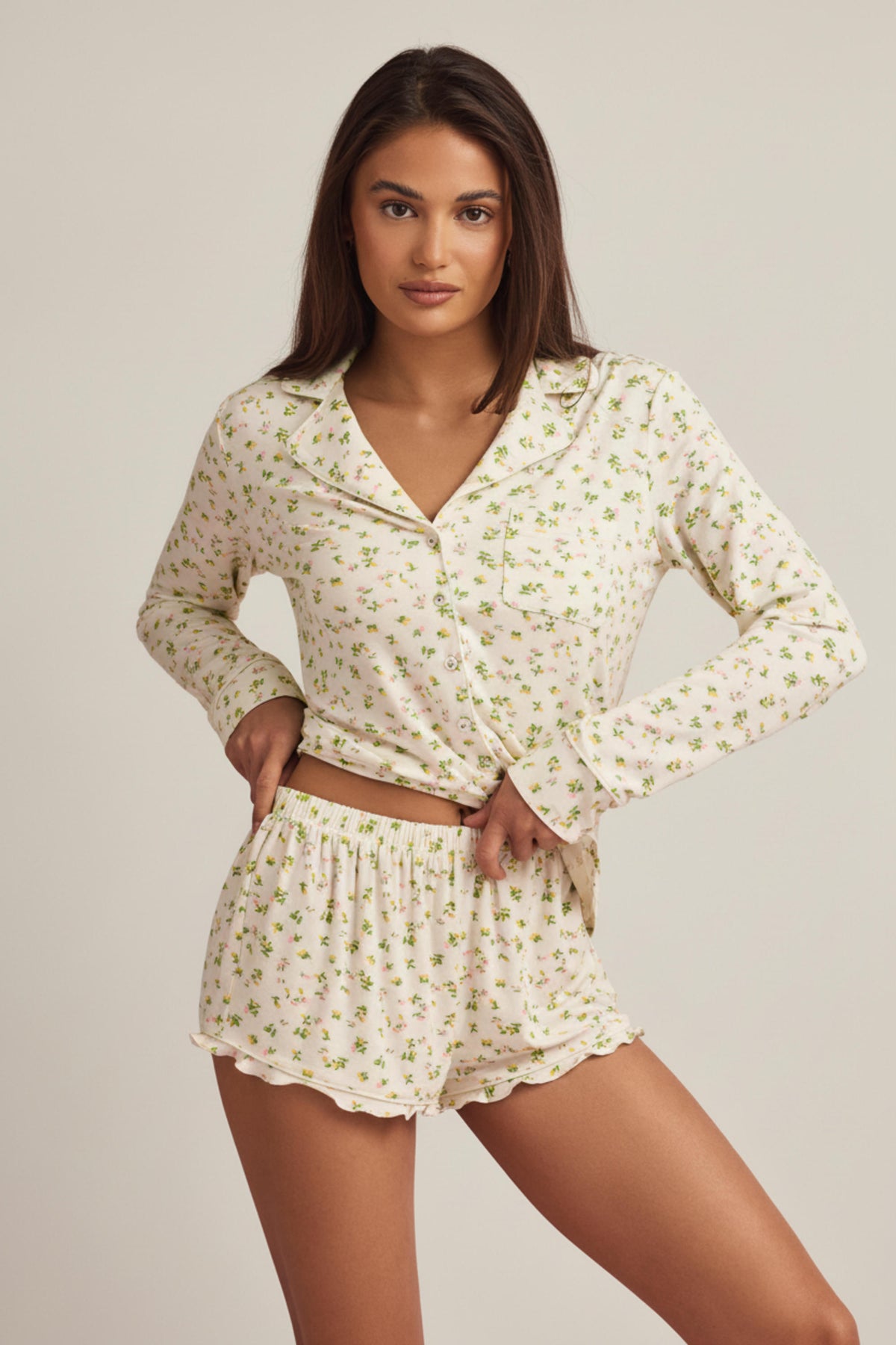 ⁣⁢Modal-Pyjama-Shorts mit Rüschenbesatz im Zitronenmuster⁤⁣