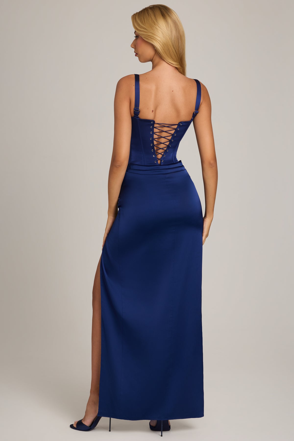 ⁣⁢Satin-Korsett-Maxikleid in Kobaltblau⁤⁣