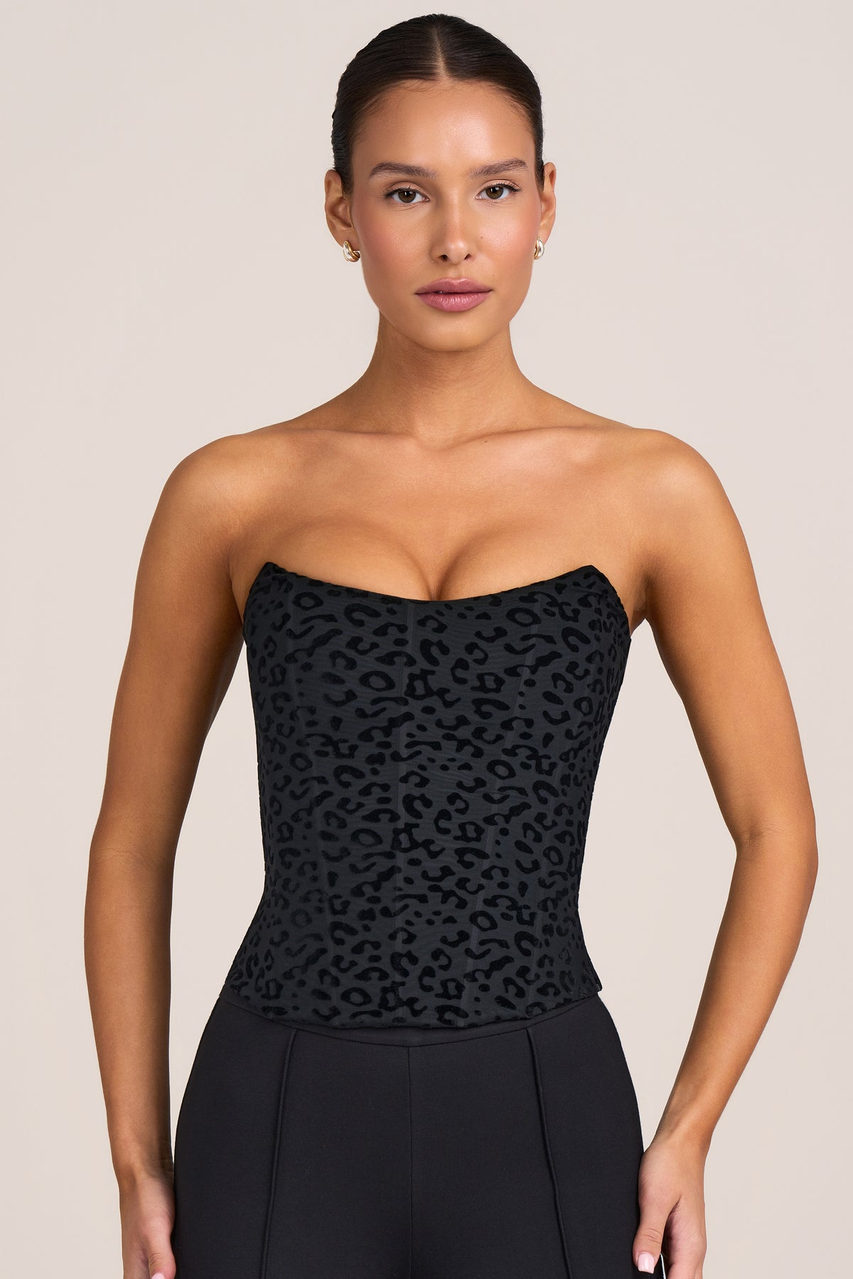 ⁣⁢Corset-Top aus Flock-Leoparden-Mesh in Schwarz⁤⁣ - 1