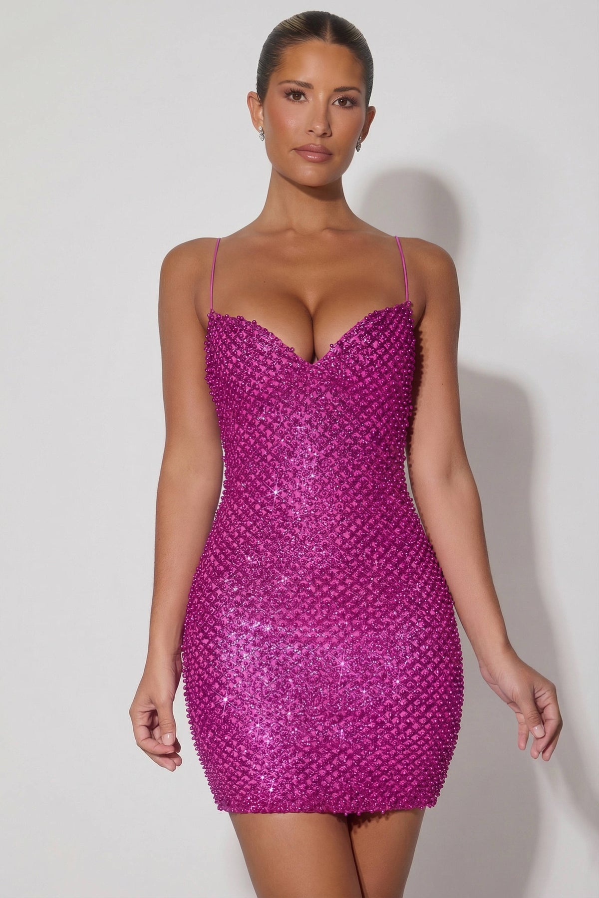 ⁣⁢Verziertes Minikleid mit Herzausschnitt in Magenta⁤⁣ - 1