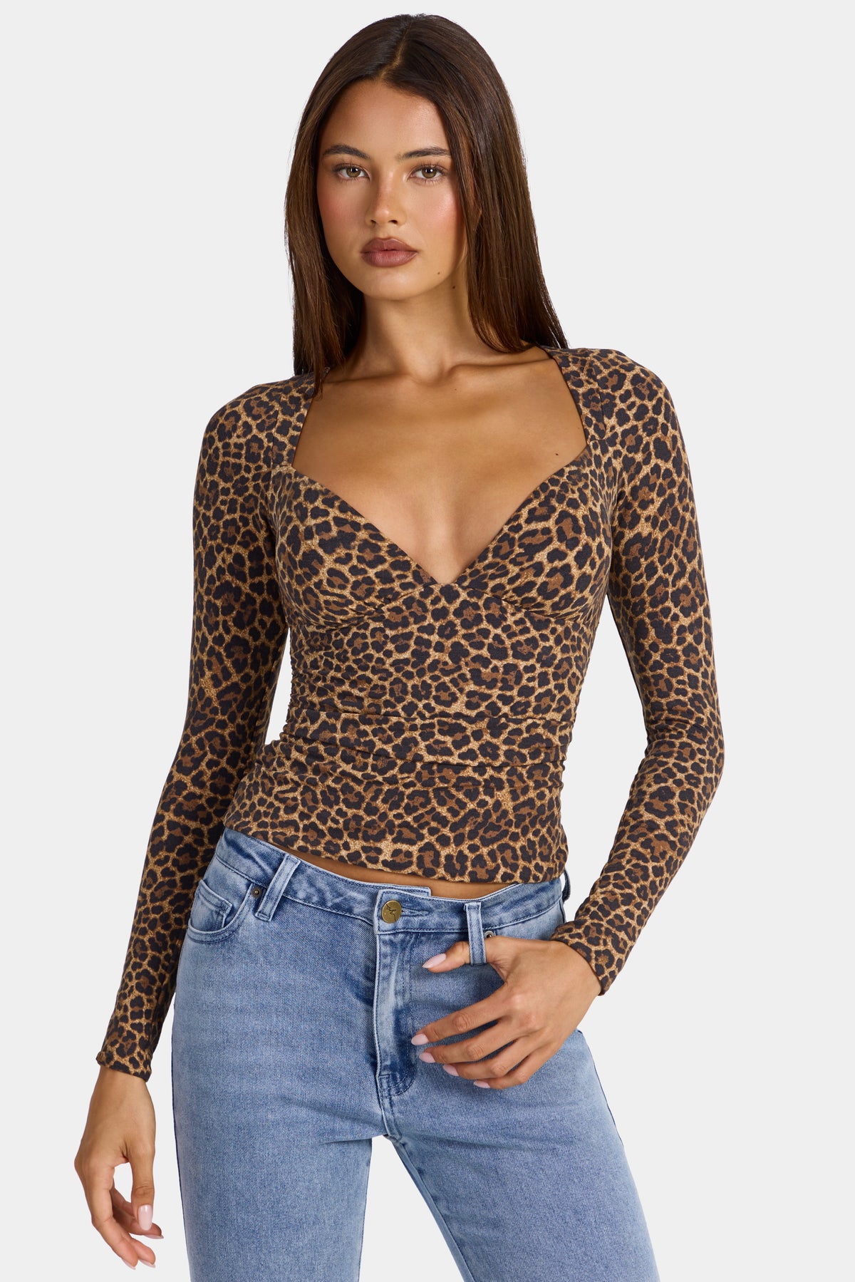 ⁣⁢Gerafftes Langarmshirt aus Modal in Leo-Print⁤⁣ - 1