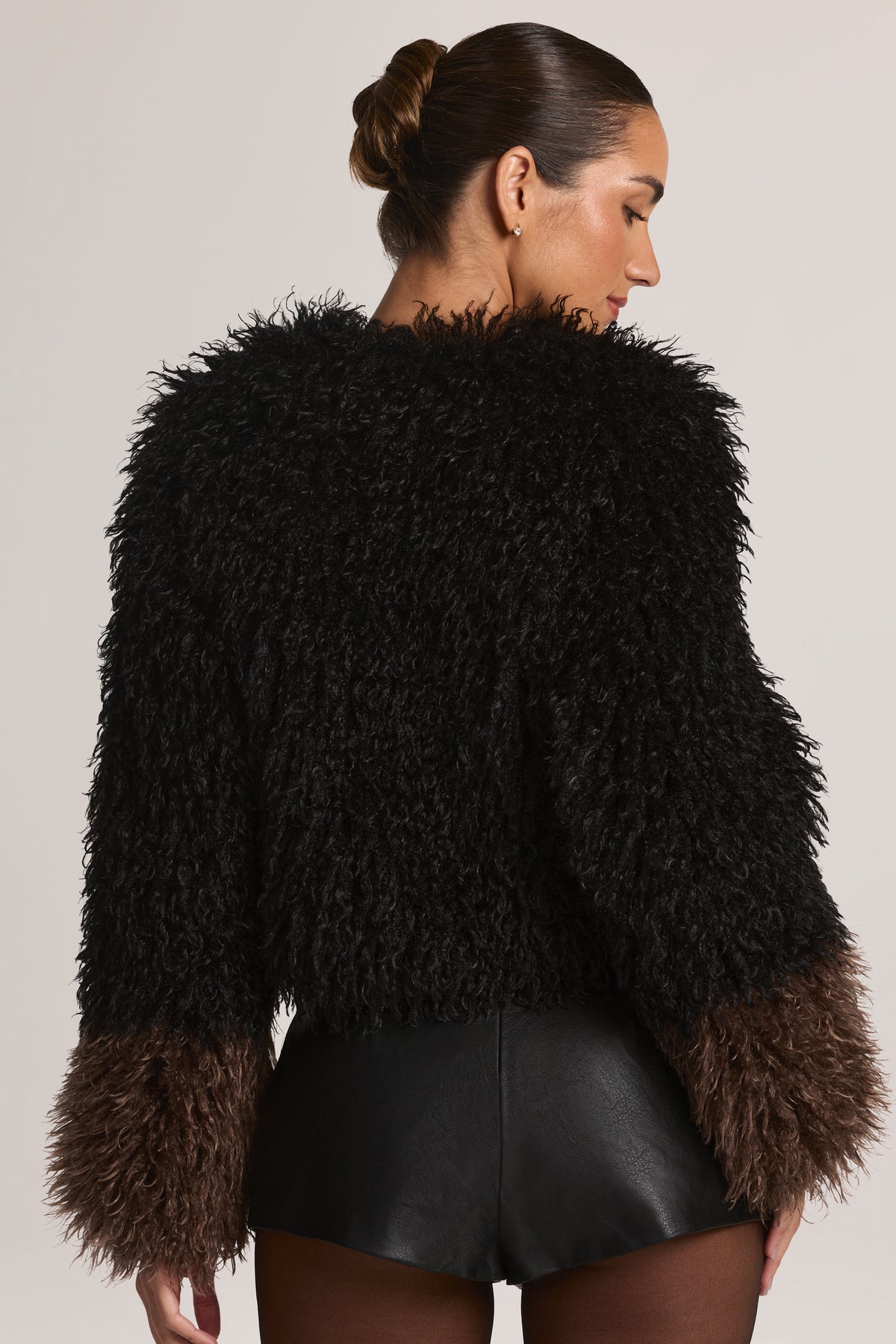 ⁣⁢Mongolische Pelzjacke in Schwarz⁤⁣ - 2