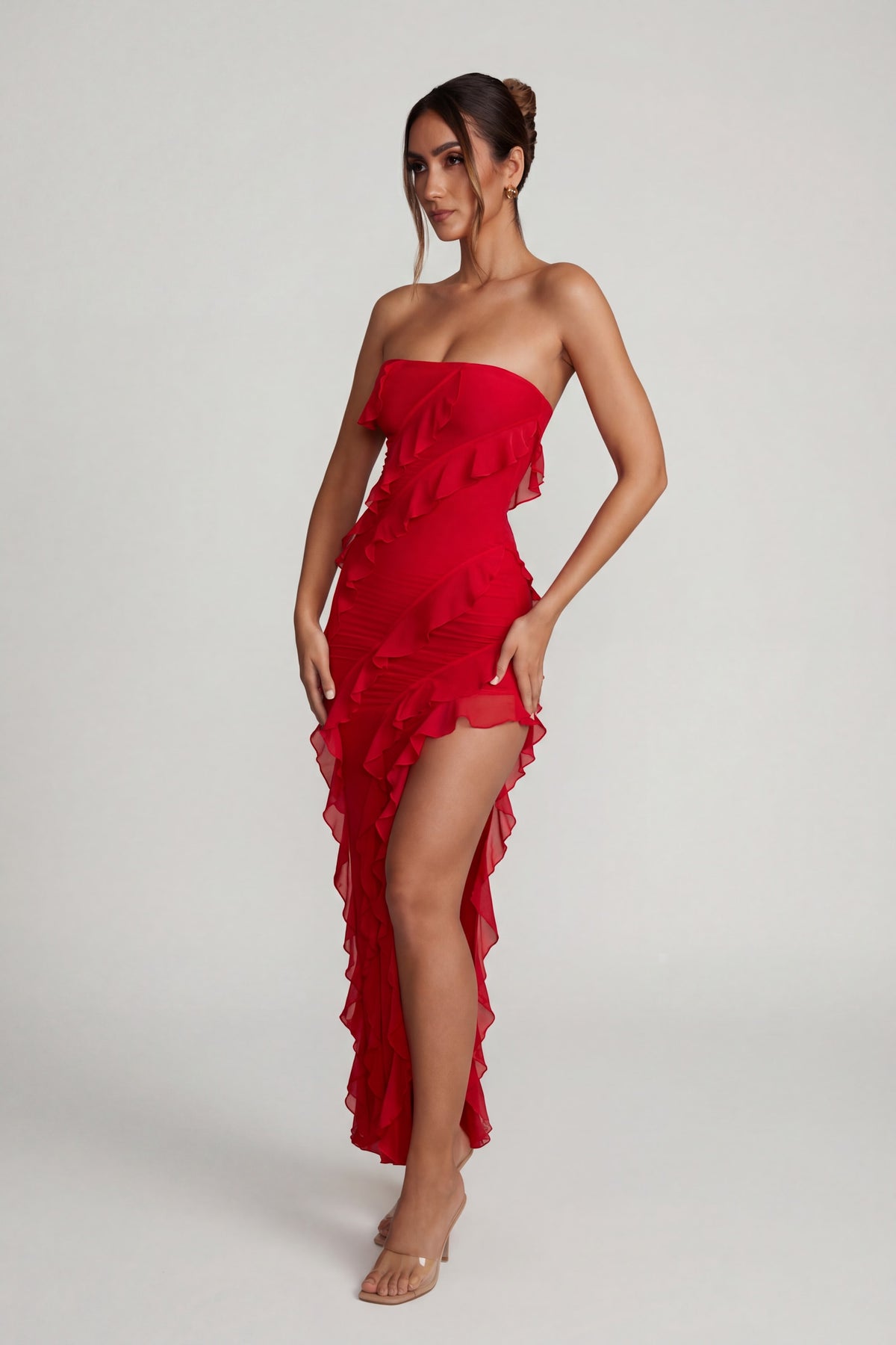 ⁣⁢Bandeau-Maxikleid mit Rüschendetails in Rot⁤⁣
