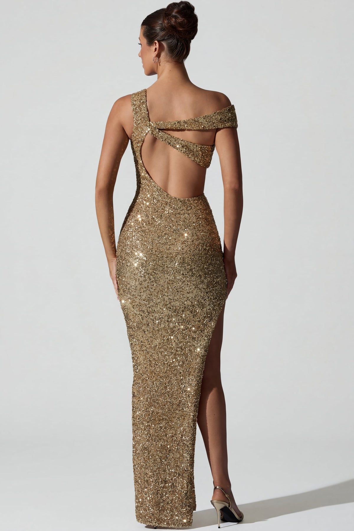 ⁣⁢Verziertes asymmetrisches Cut-out-Abendkleid in Gold⁤⁣