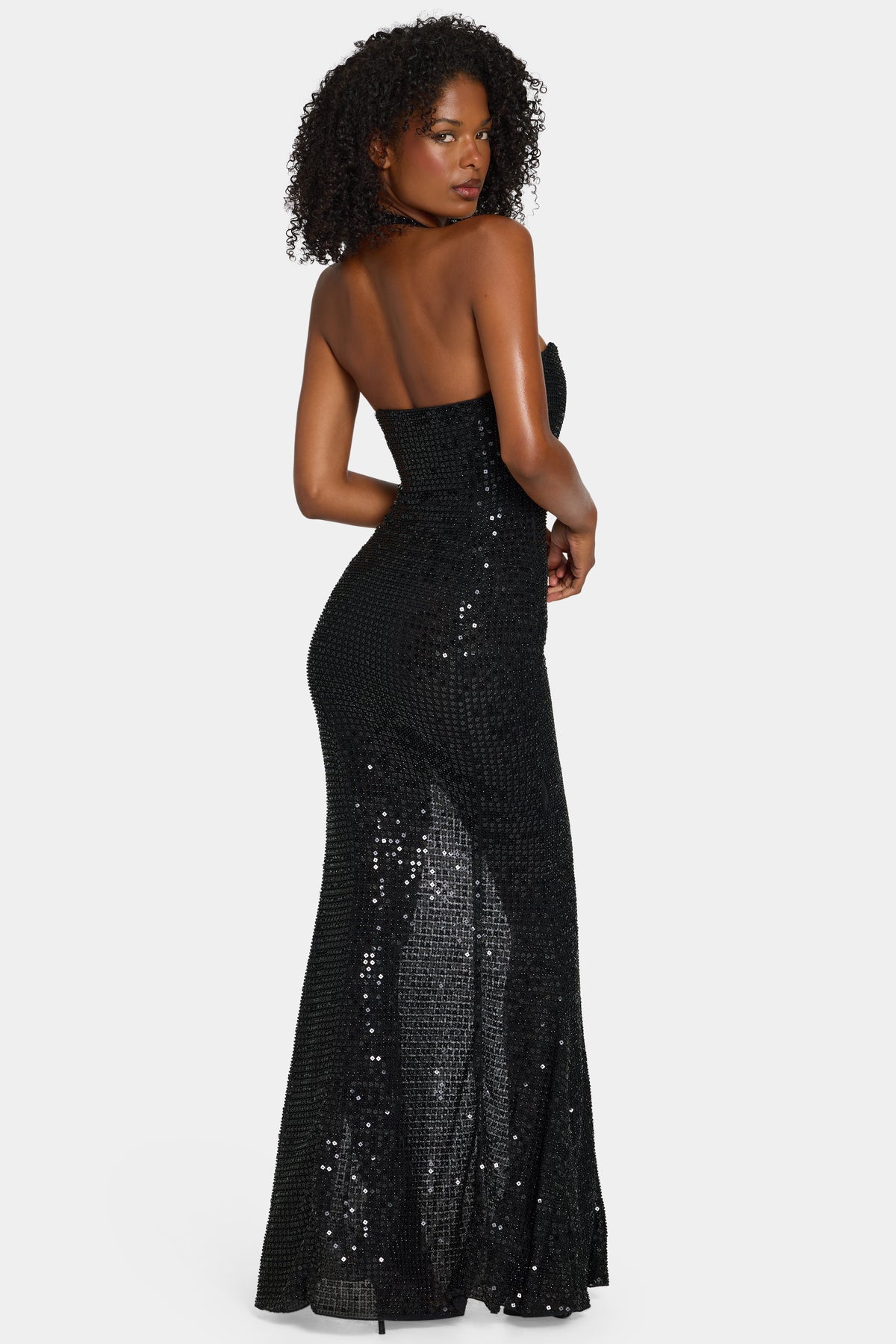 ⁣⁢Verziertes Neckholder-Abendkleid in Schwarz⁤⁣