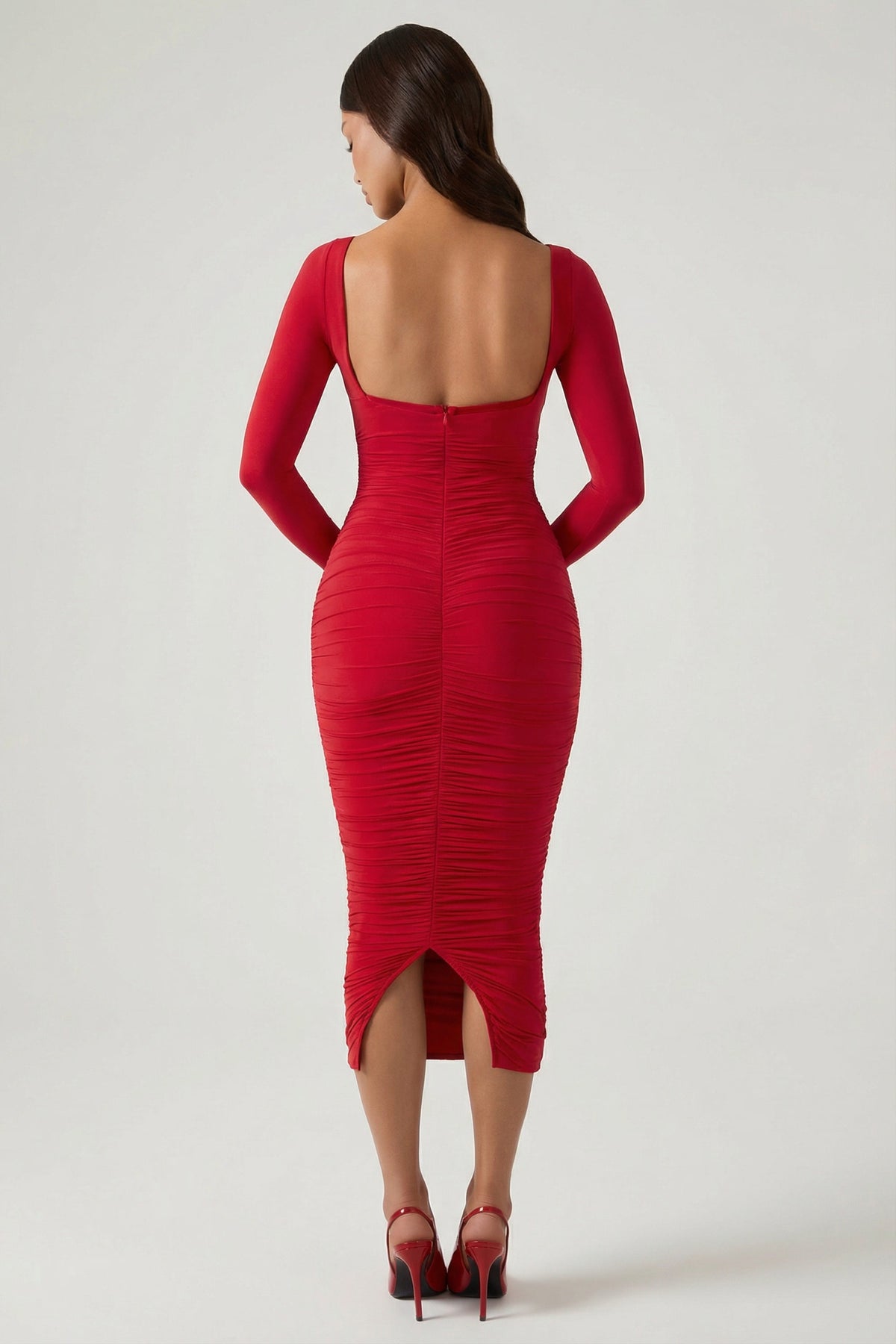 ⁣⁢Midaxikleid mit Raffung und BH-Detail in Rot⁤⁣