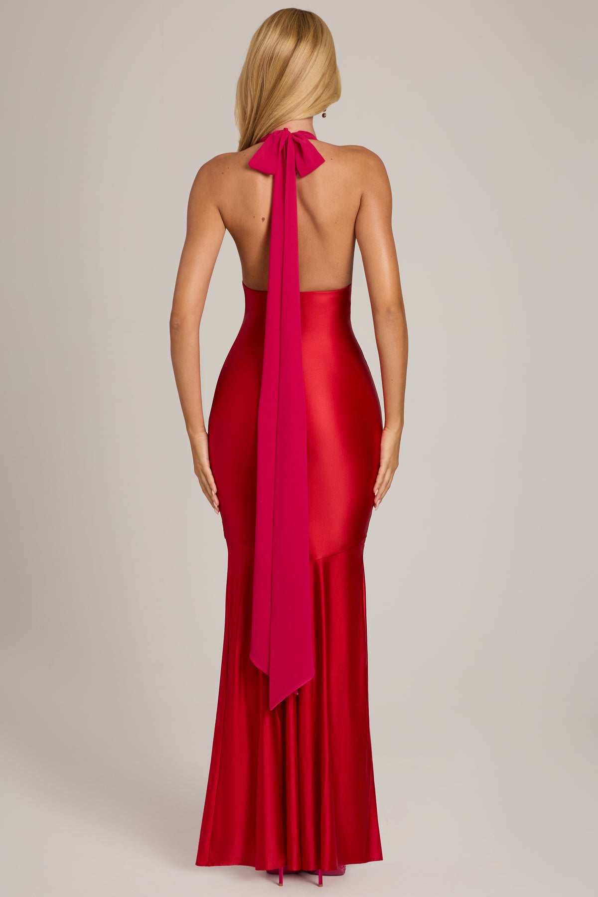 ⁣⁢Satin-Jersey-Maxikleid in Scharlachrot⁤⁣