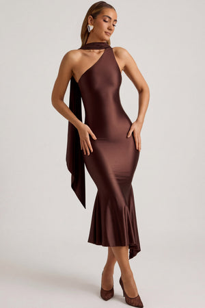 ⁣⁢Asymmetrisches Midaxikleid mit Schal-Detail in Chocolate Brown⁤⁣