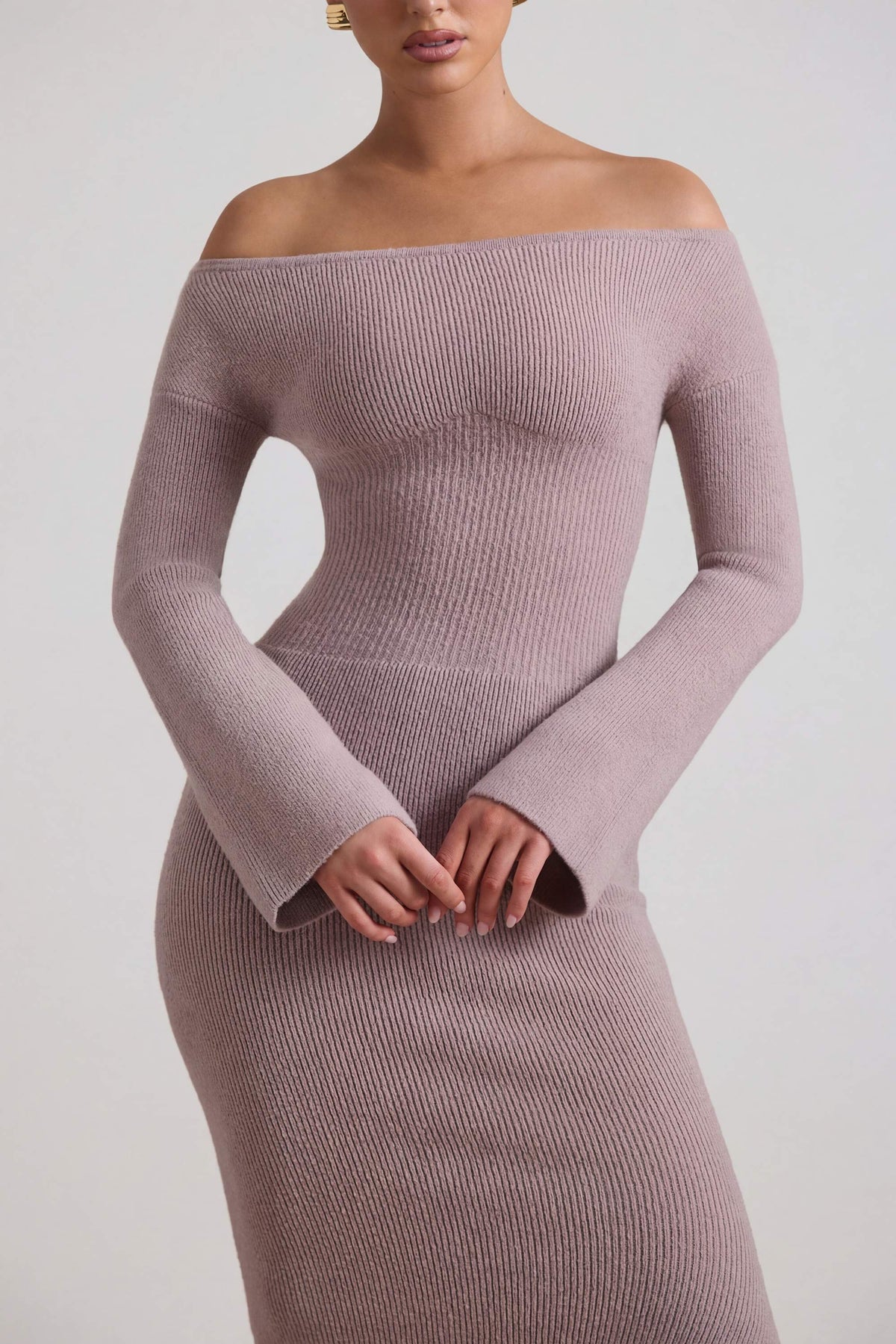 ⁣⁢Geripptes Maxikleid, schulterfrei in Taupe⁤⁣