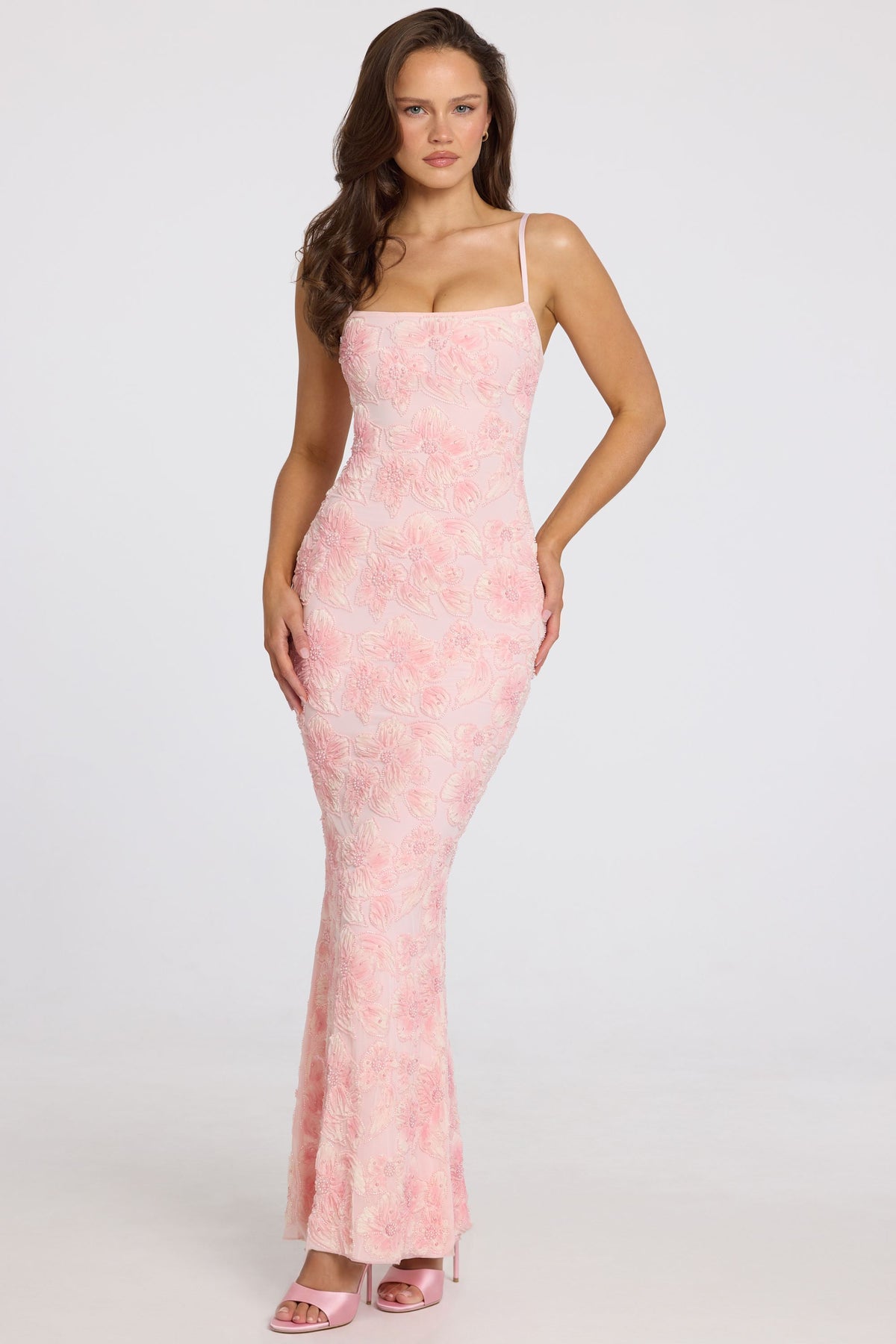 ⁣⁢Maxikleid mit Verzierungen und eckigem Ausschnitt in Soft Pink Ombre⁤⁣ - 1