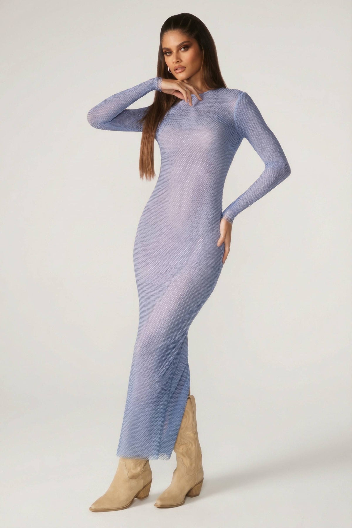 ⁣⁢Verziertes Langarm-Maxikleid in Blau⁤⁣
